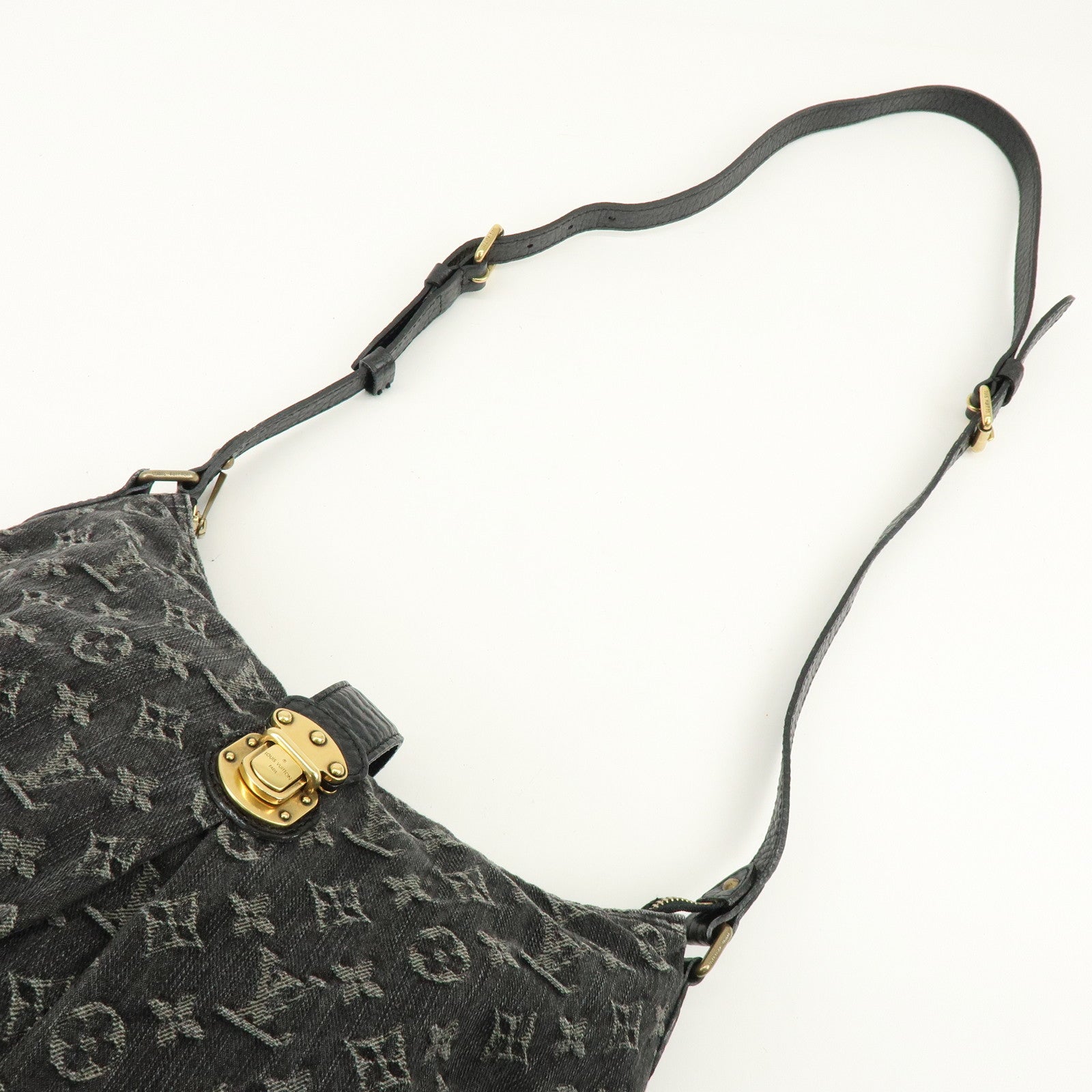 Louis Vuitton Monogram Denim Slightly Shoulder Bag Noir M95835