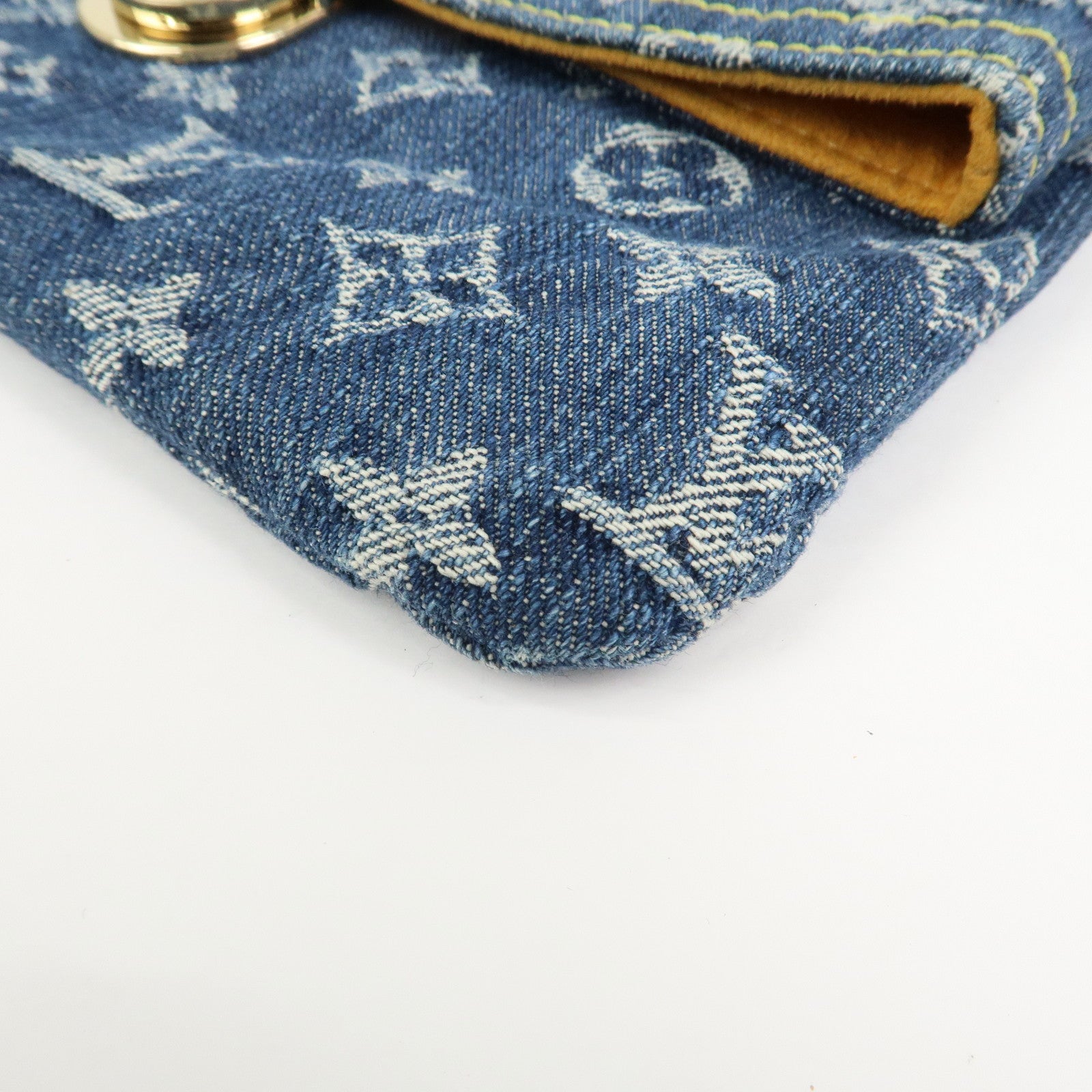 Louis Vuitton Monogram Denim Pochette Plat Pouch Clutch Bag M95007