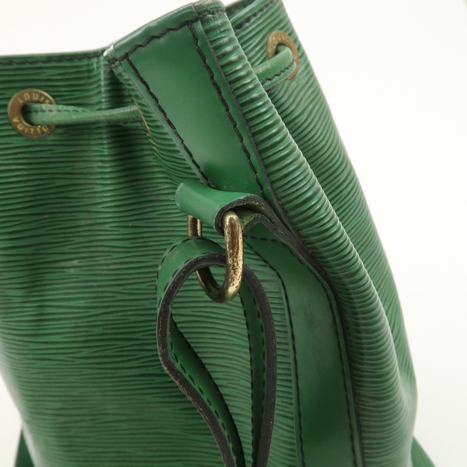 Louis Vuitton Epi Petit Noe Shoulder Bag Borneo Green M44104