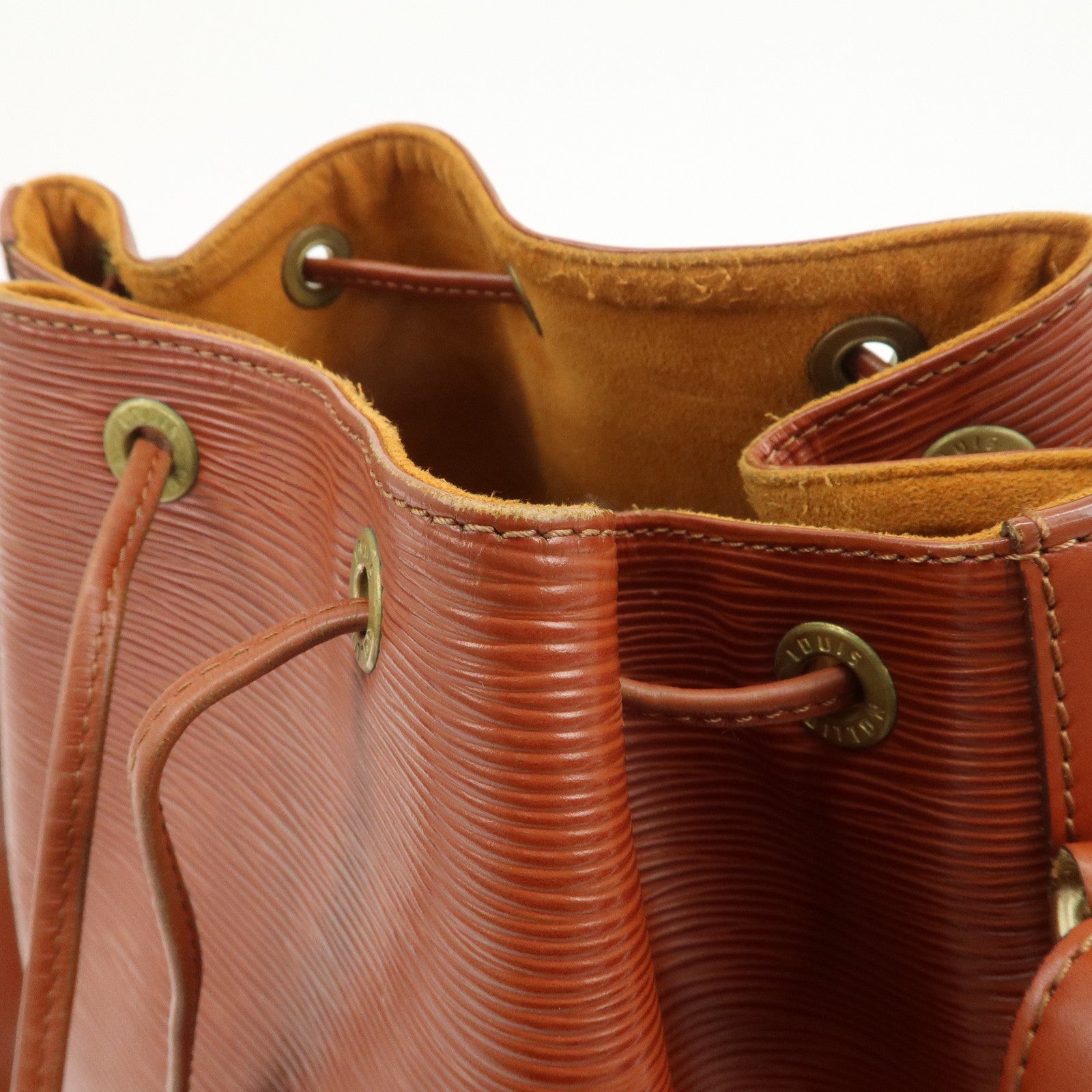 Louis Vuitton Epi Petit Noe Shoulder Bag Kenya Brown M44103