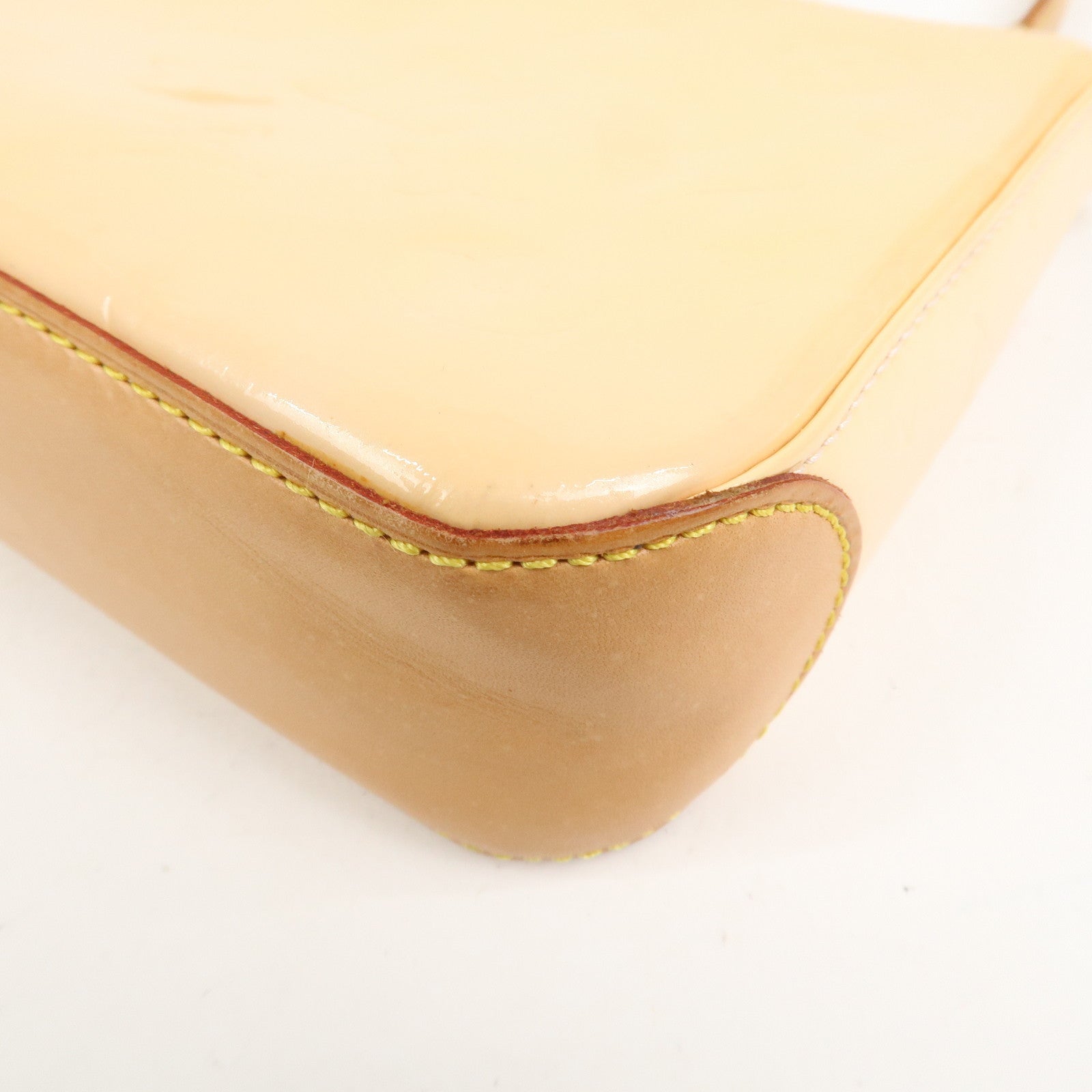 Louis Vuitton Monogram Vernis Mallory Square Hand Bag Pink M91292