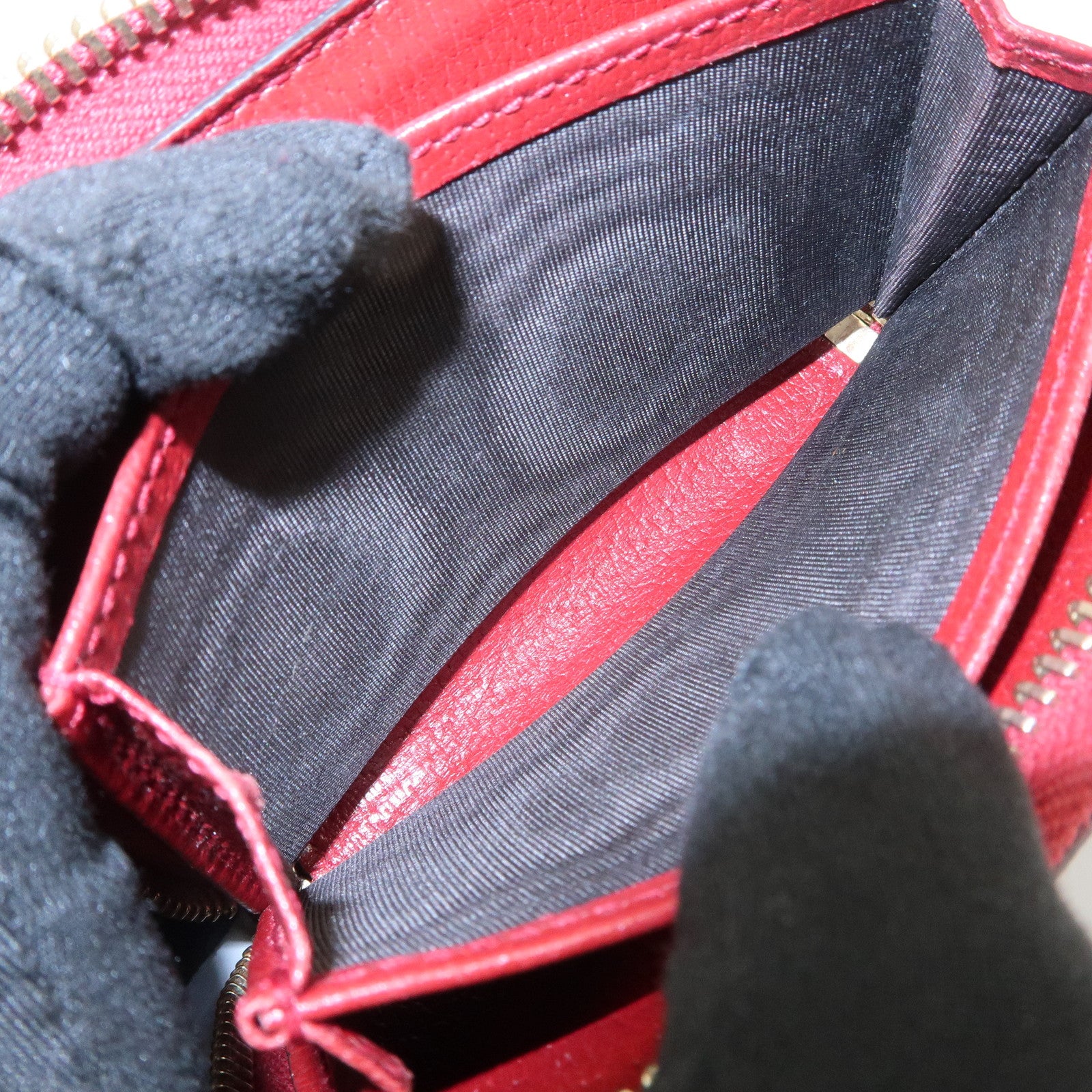 GUCCI GG Supreme Round Zippy Coin Case Beige 424897