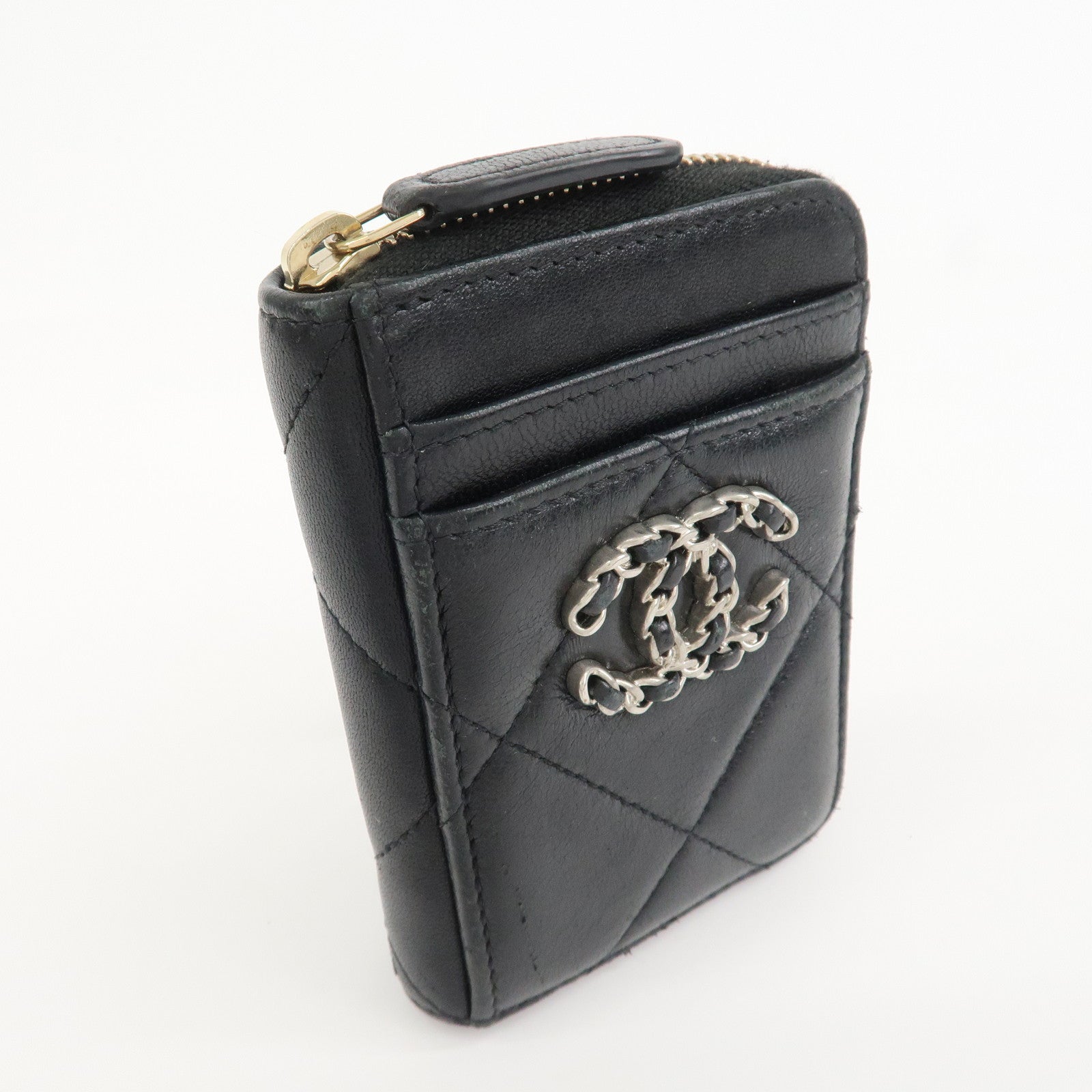 CHANEL Chanel 19 Lamb Skin Round Zippy Coin Case Black AP2701