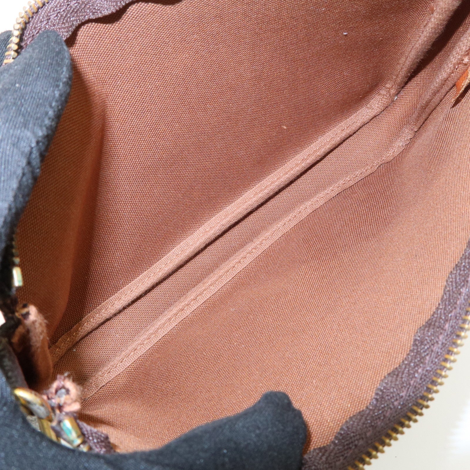Louis Vuitton Monogram Pochette Accessoires Hand Bag Brown M51980 Used