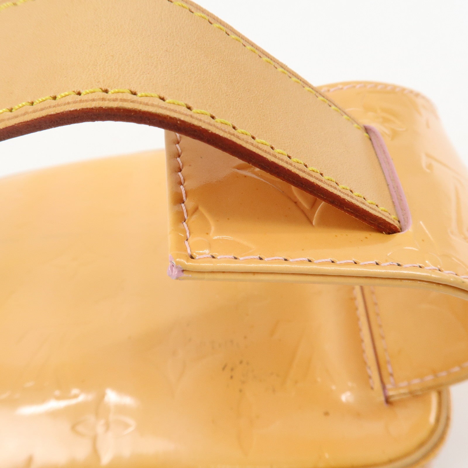 Louis Vuitton Monogram Vernis Leather Fulton Body Bag Gris M91041