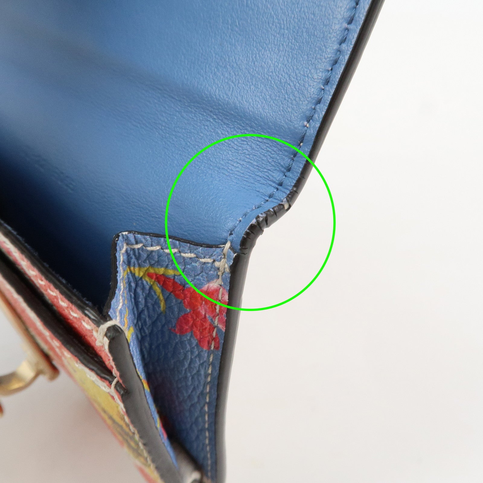 Ferragamo Gancini Leather Fragment Case Card Case Multicolor