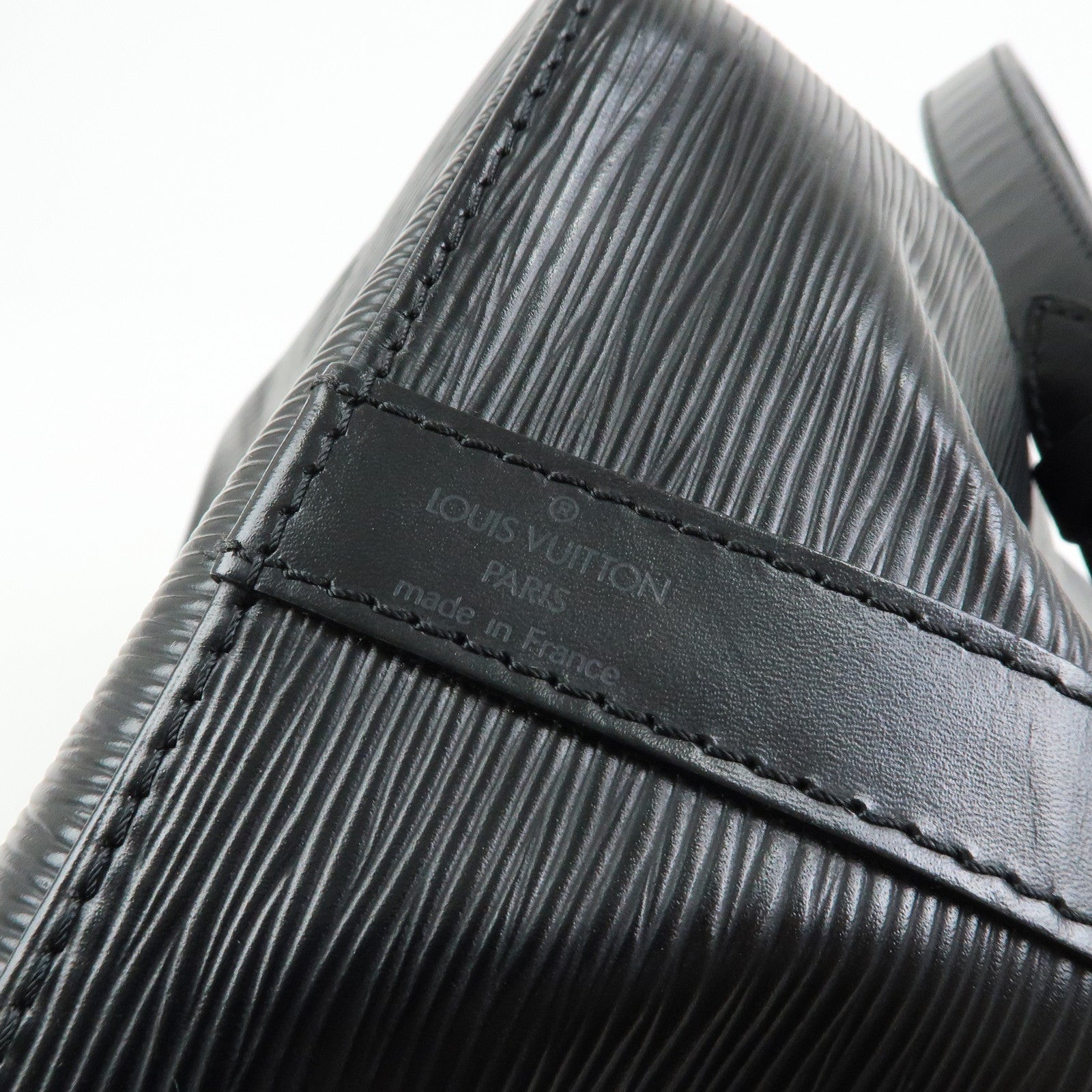Louis Vuitton Epi Leather Petit Noe Shoulder Bag Noir Black M59012
