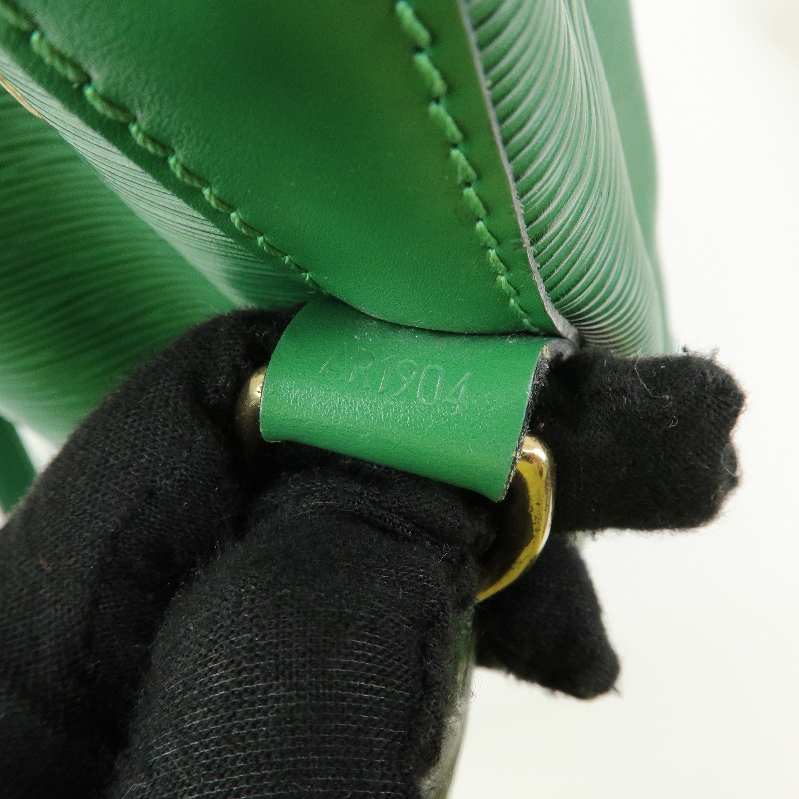 Louis Vuitton Epi Petit Noe Shoulder Bag Borneo Green M44104