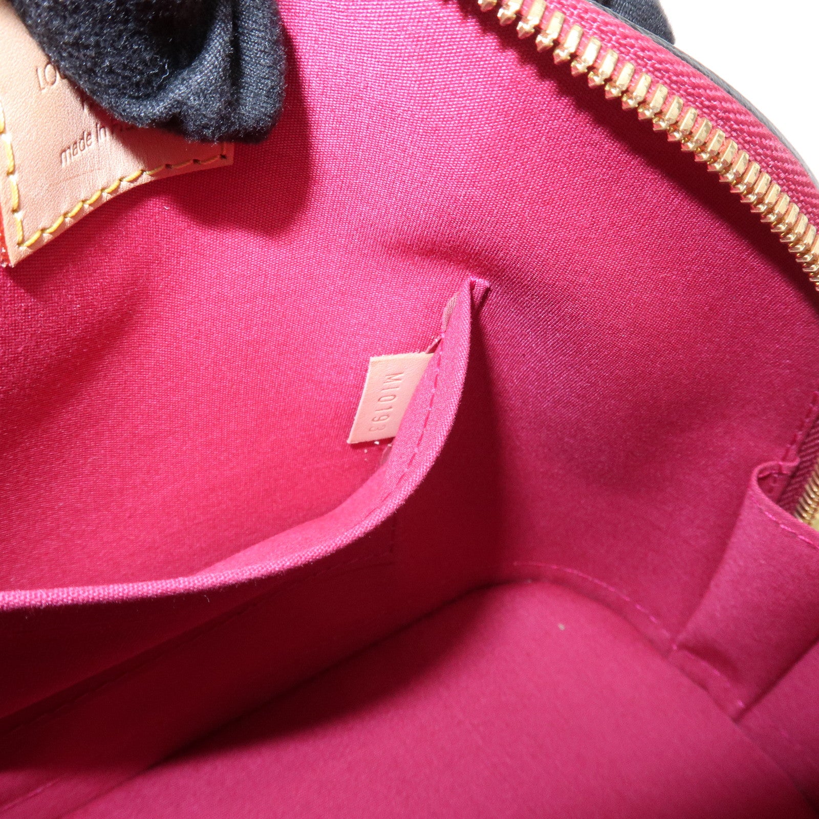 Louis Vuitton Monogram Vernis Leather Alma BB 2Way Bag Red M91606