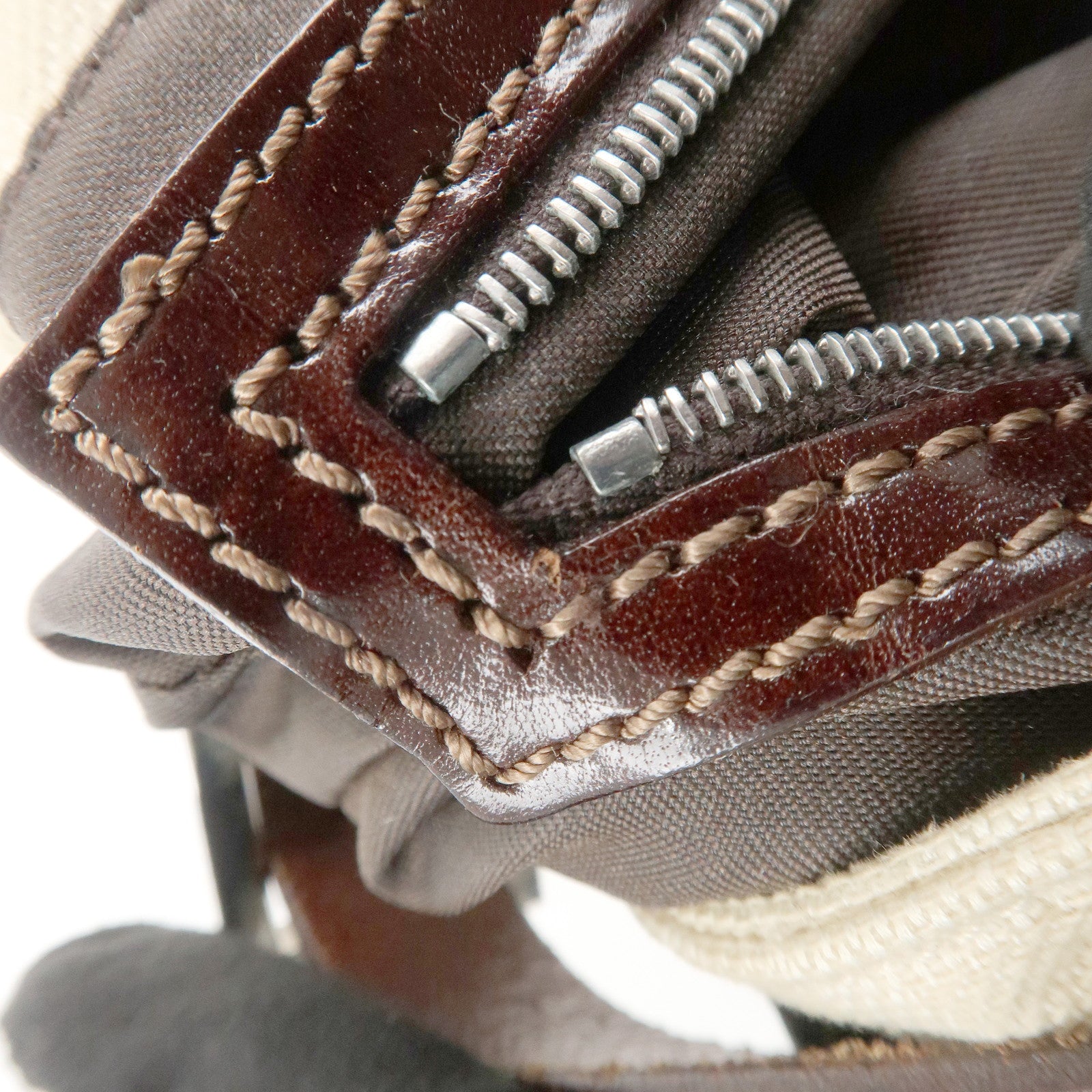 FENDI Mamma Baguette Zucca Leather Canvas Hand Bag Beige Brown 26424 Used