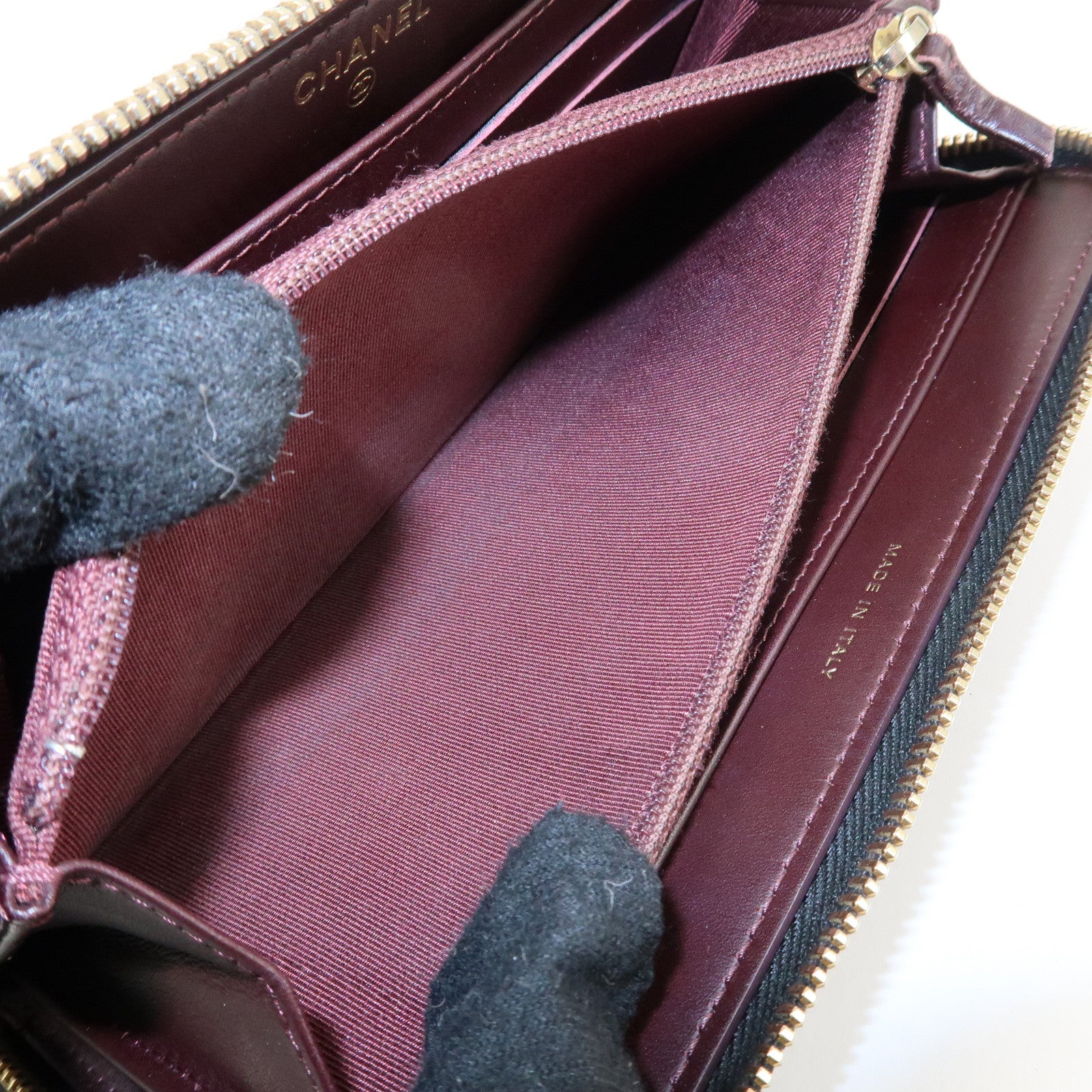 CHANEL Matelasse Caviarskin Round Zippy Long Wallet Black AP0242 Used