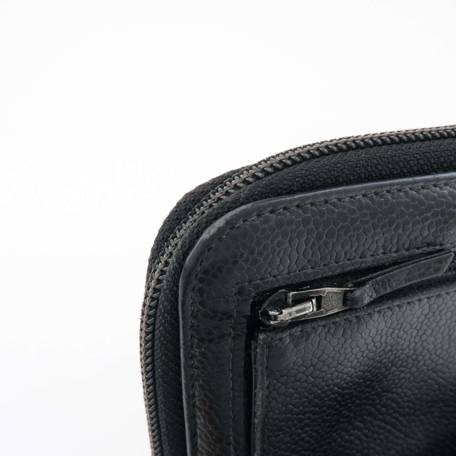 CHANEL COCO Mark Caviarskin Round Zippy Long Wallet Black