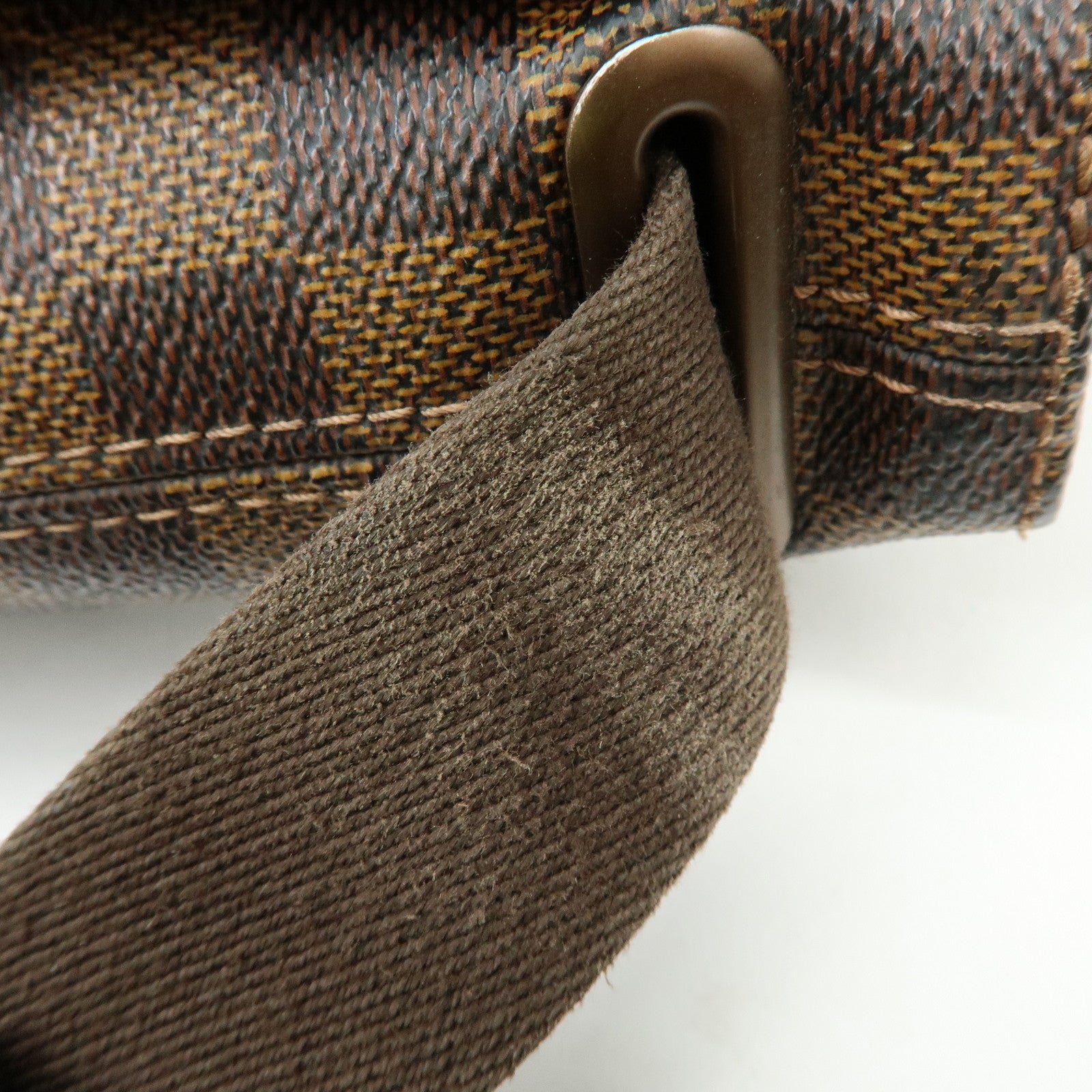 Louis Vuitton Damier Ebene Brooklyn Messenger Bag Brown N51211