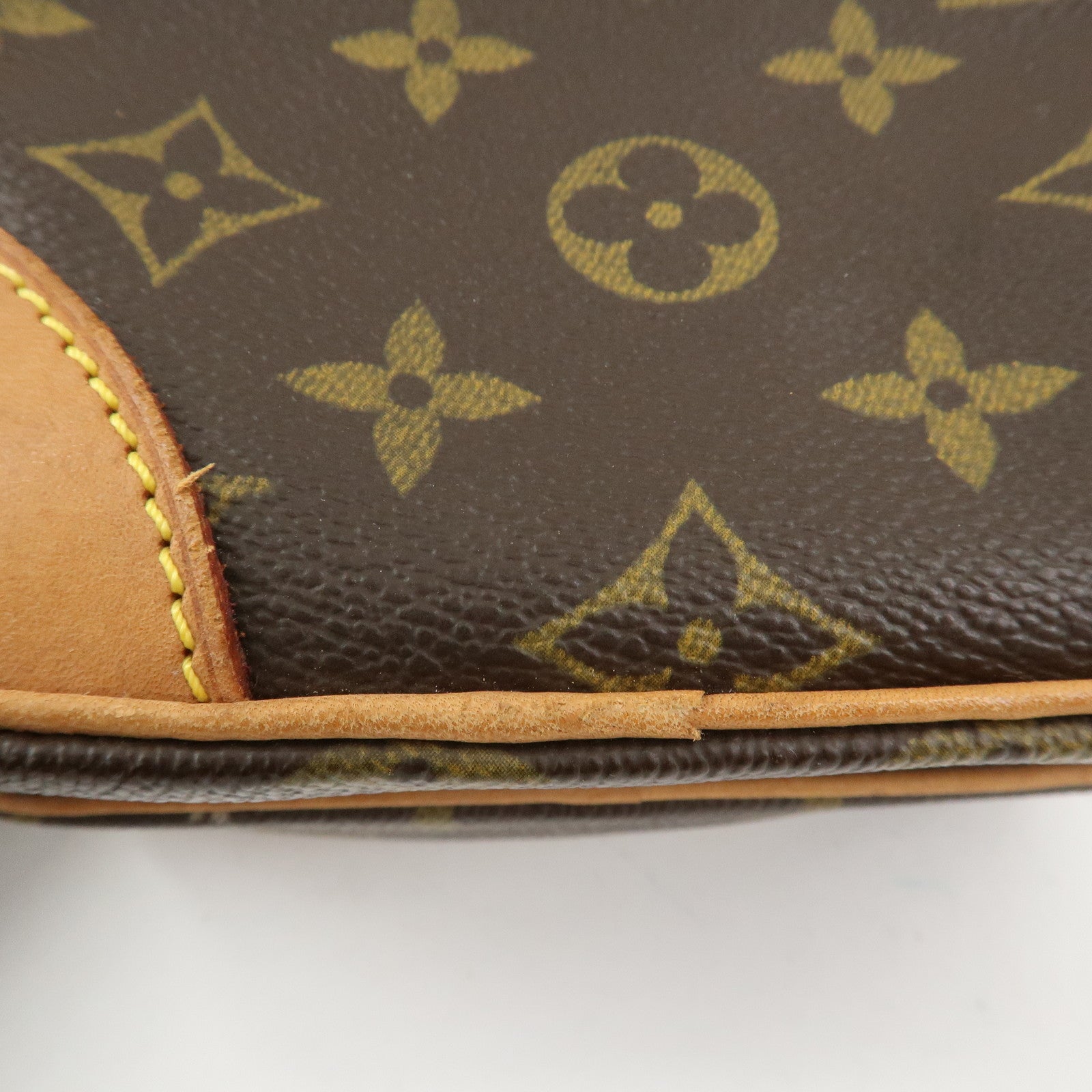 Louis Vuitton Monogram Amazone Shoulder Bag Crossbody Bag M45236