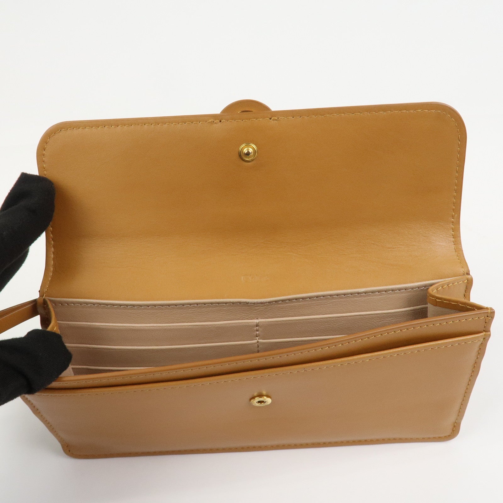 Chloe Leather Bi-hold Long Wallet Brown