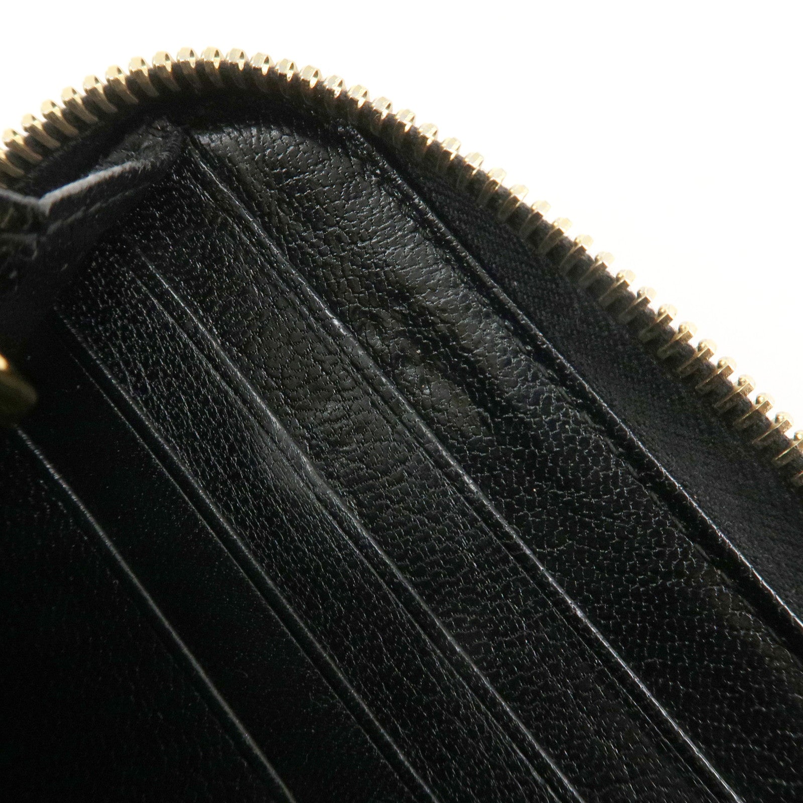 MIU MIU Leather Studs Round Zippy Long Wallet Black 5ML506 Used