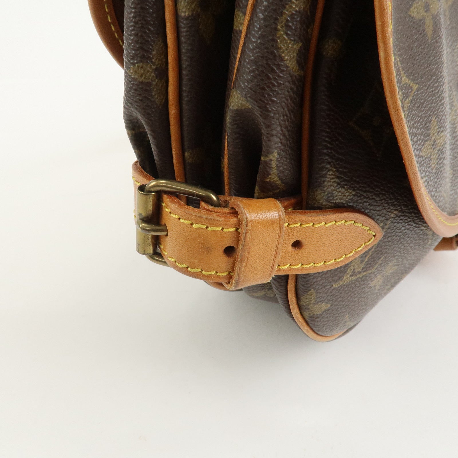 Louis Vuitton Monogram Saumur 30 Shoulder Bag Brown M42256