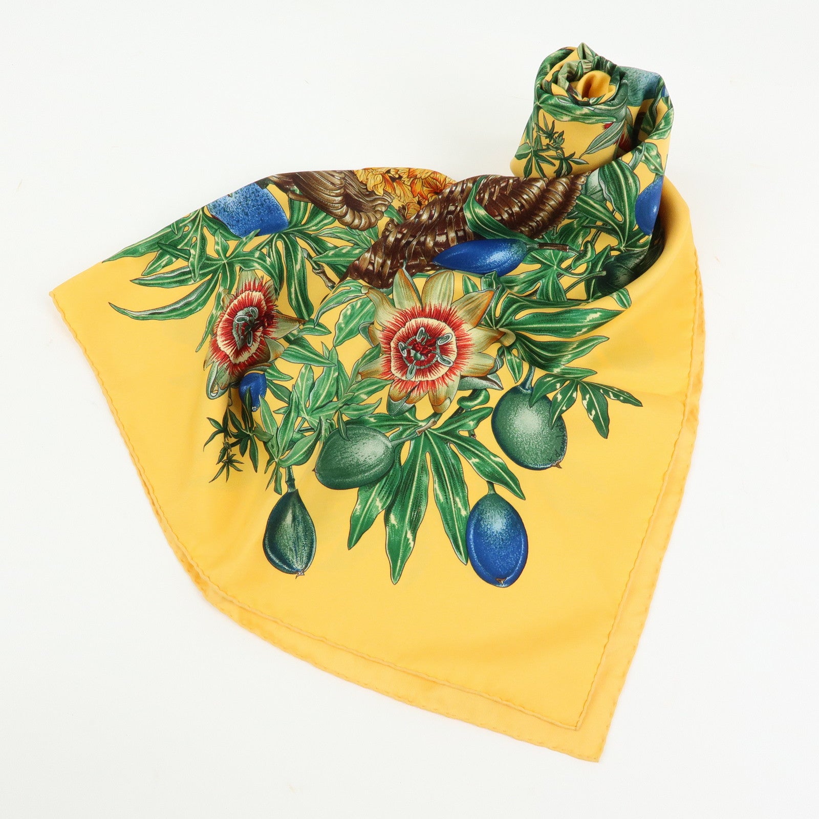 HERMES Carre 90 Silk 100% Scarf PASSIFLORES Orange Green Brown