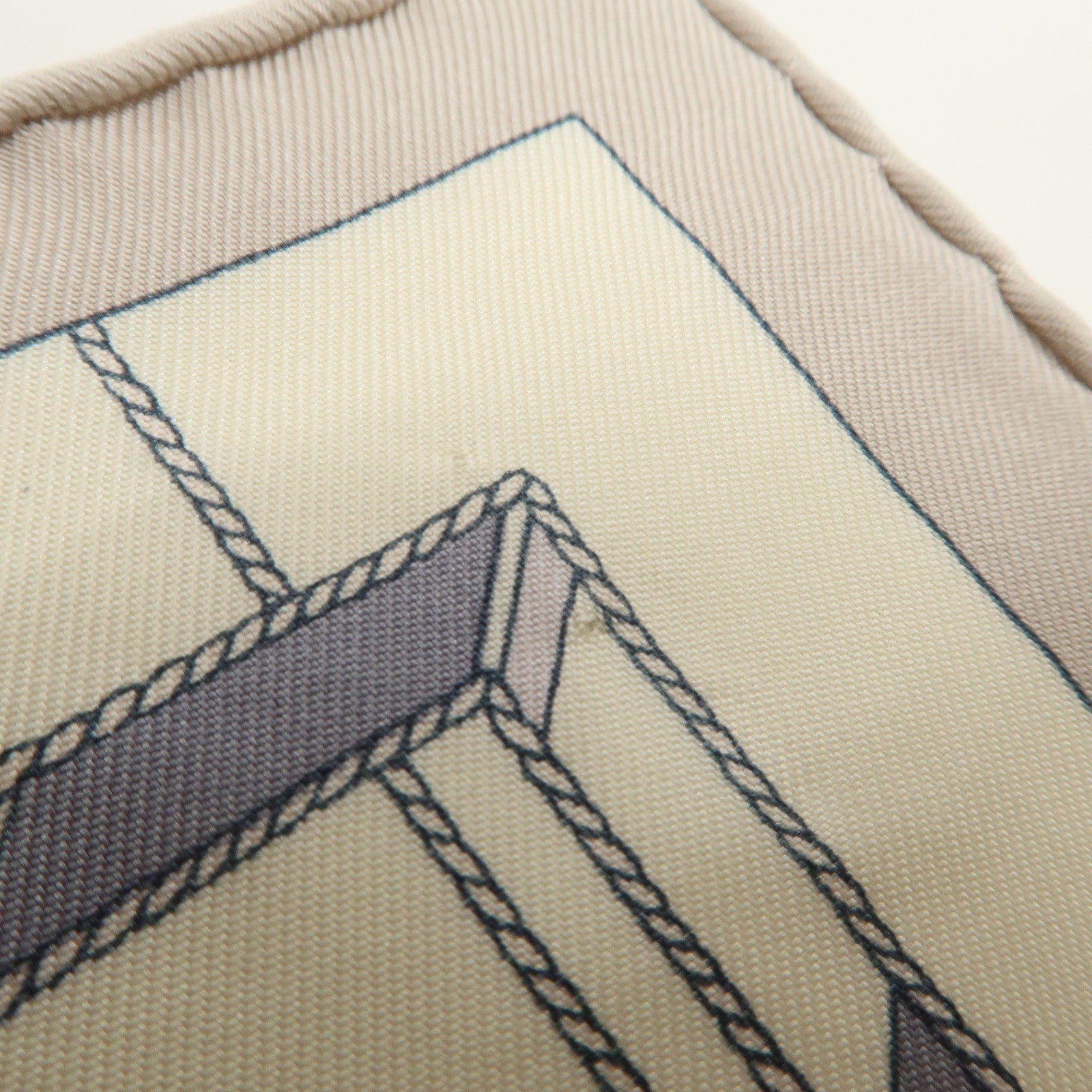 HERMES Carre 90 Silk 100% Scarf VOYAGE au LONGCOURS Ivory Used