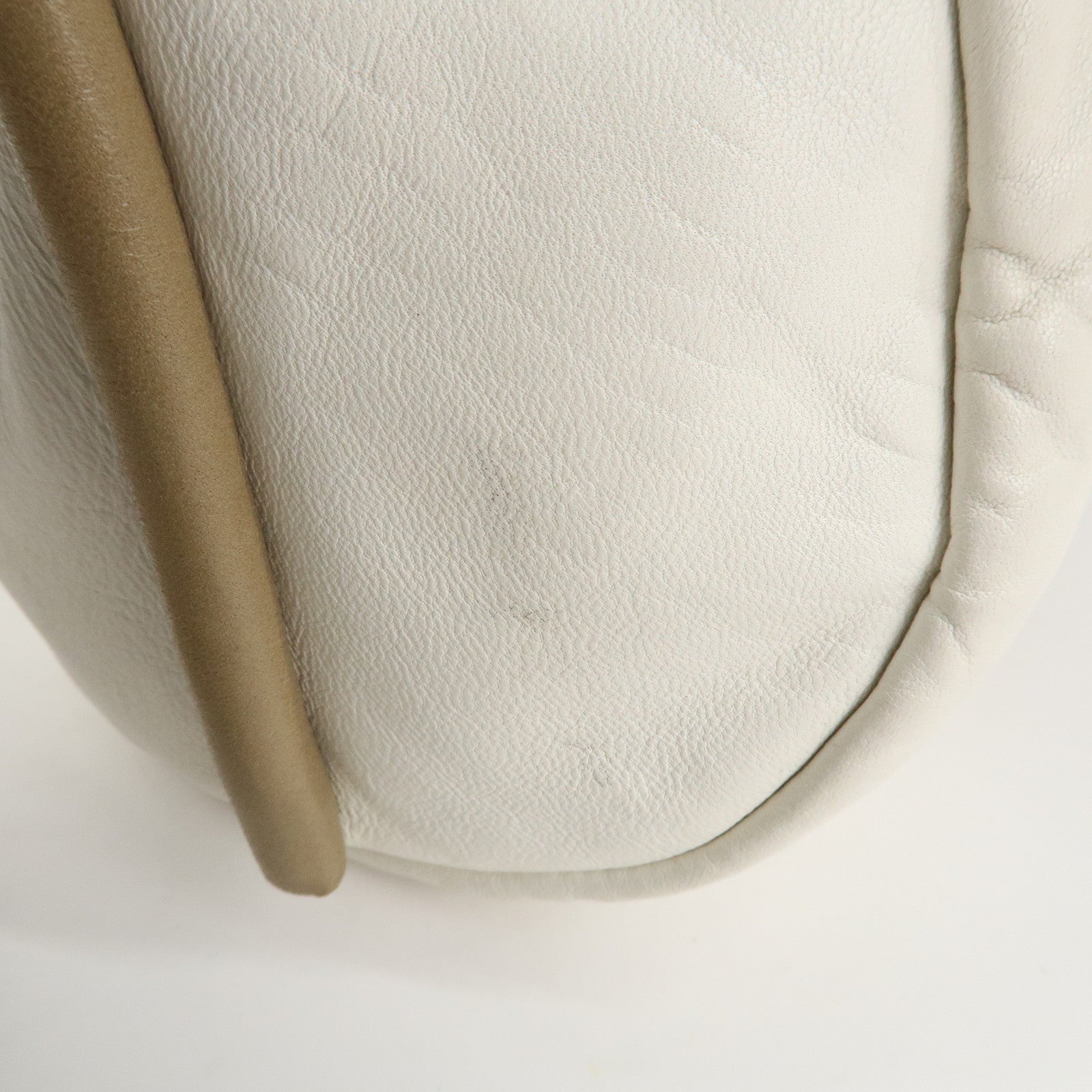 LOEWE Leather Shoulder Bag Crossbody Bag Beige White Used