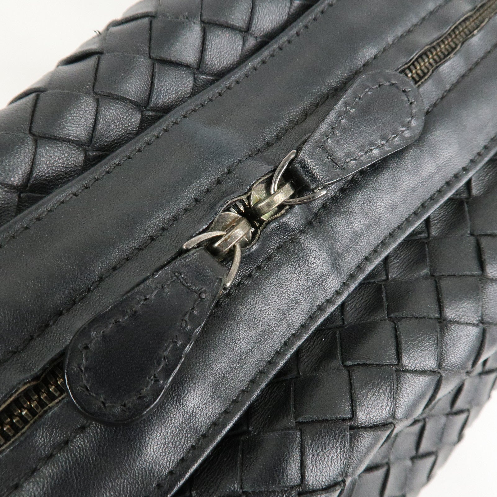 BOTTEGA VENETA Intrecciato Leather Boston Bag Hand Bag Black 145121