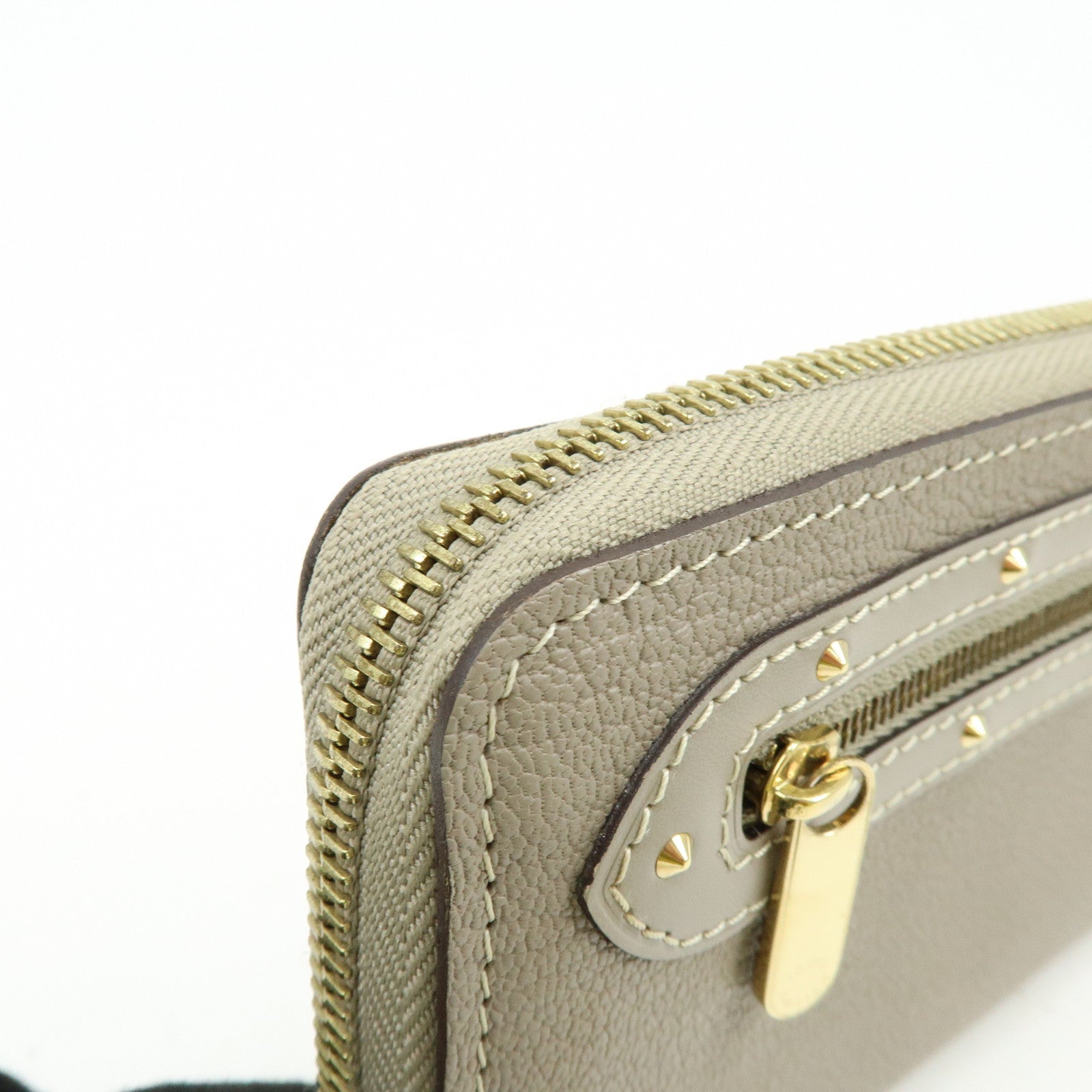 Louis Vuitton Suhali Leather Zippy Long Wallet Vérone M93028
