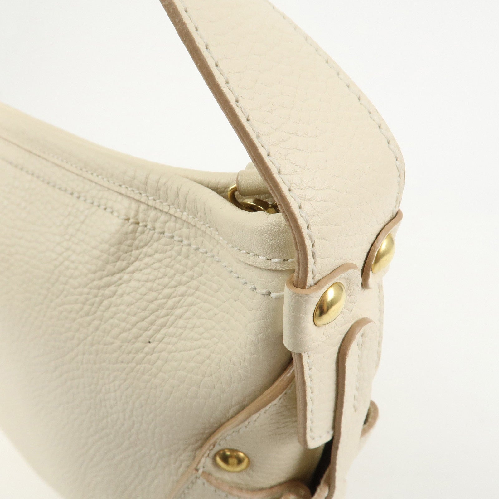 Ferragamo Gancini Logo Leather Shoulder Bag Hand Bag Ivory