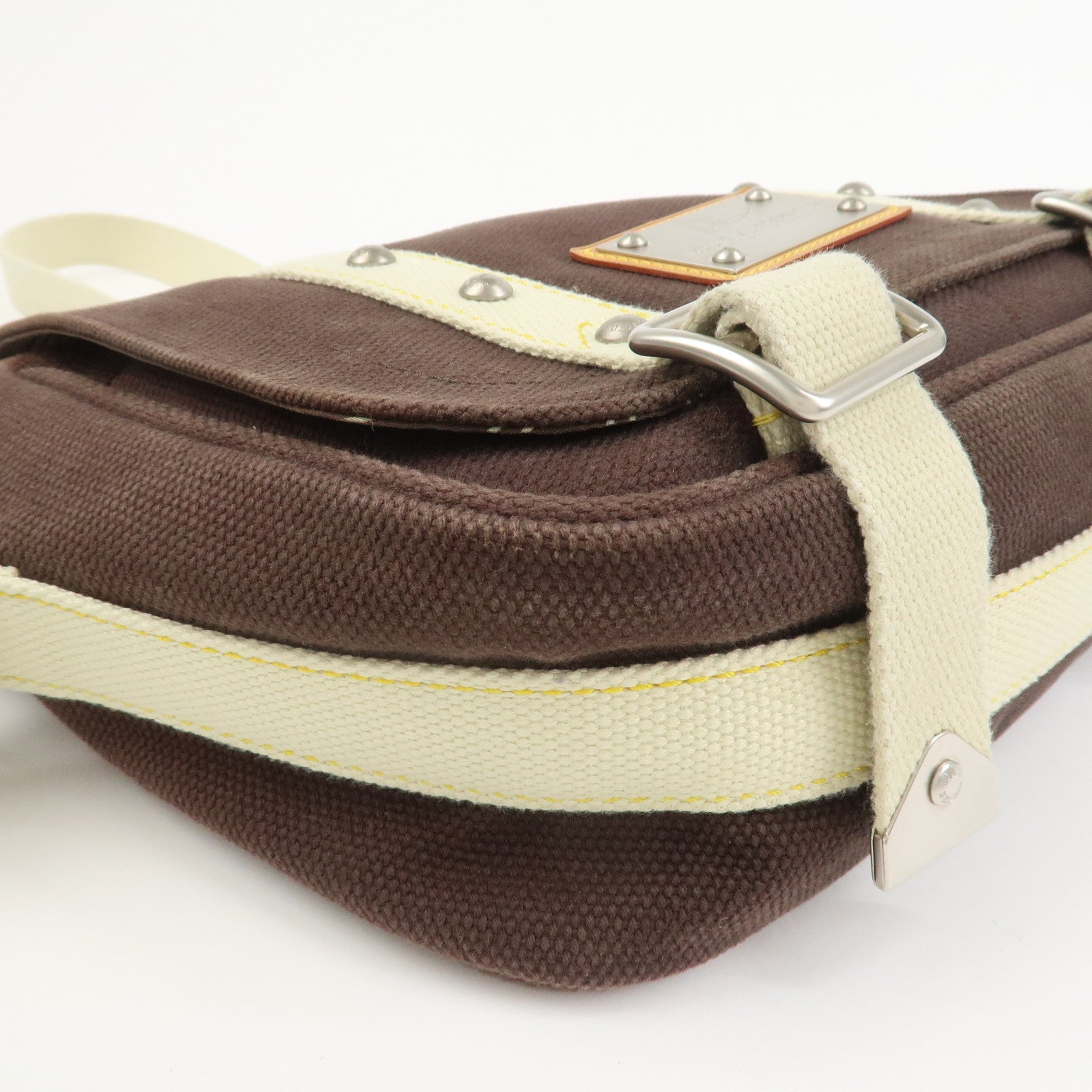 Louis Vuitton Antigua Canvas Besace PM Shoulder Bag Mocha M80661