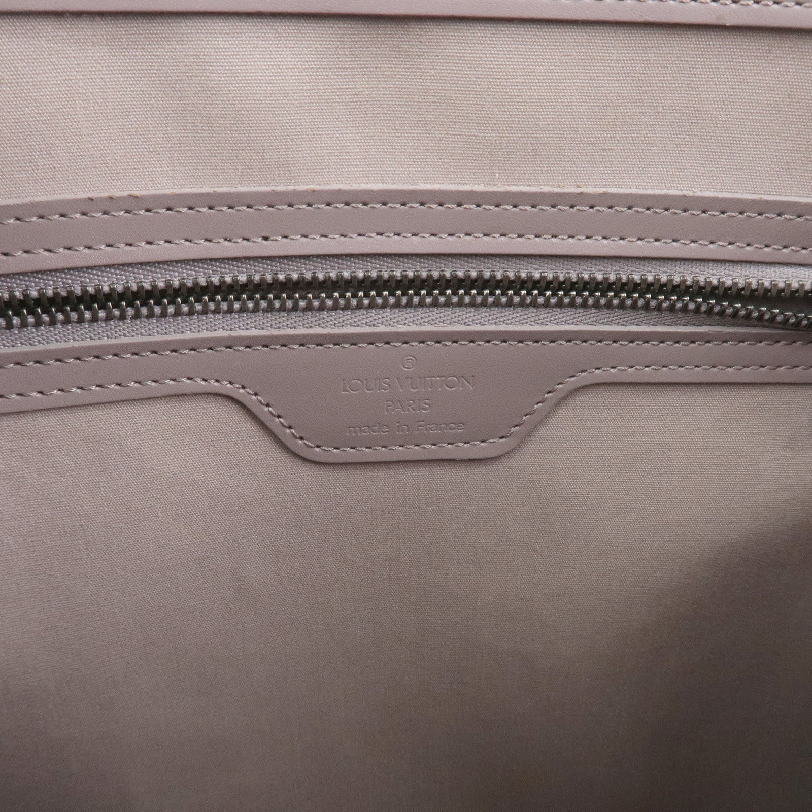 Louis Vuitton Epi Croisette PM Shoulder Bag Lilac M5249B