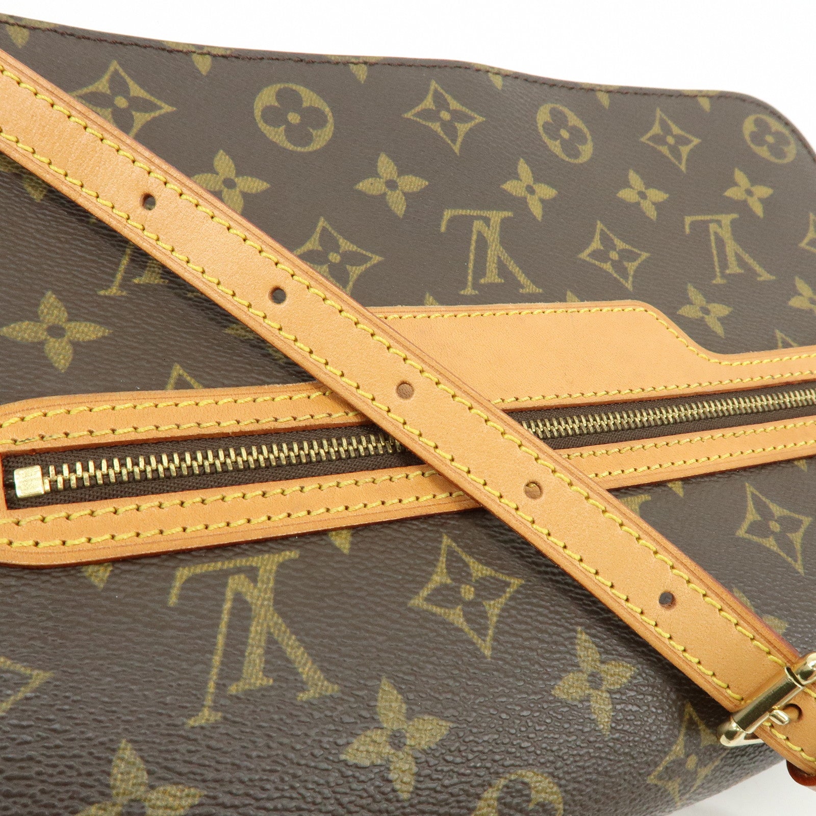 Louis Vuitton Monogram Saint Germain 28 Shoulder Bag Brown M51207