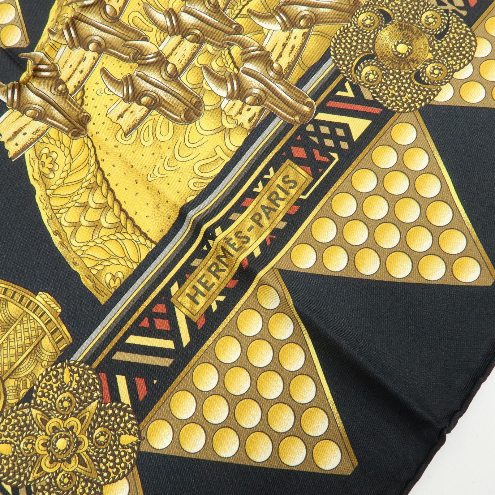 HERMES Carre 90 Silk 100% Scarf L'OR DES CHEFS Black Gold