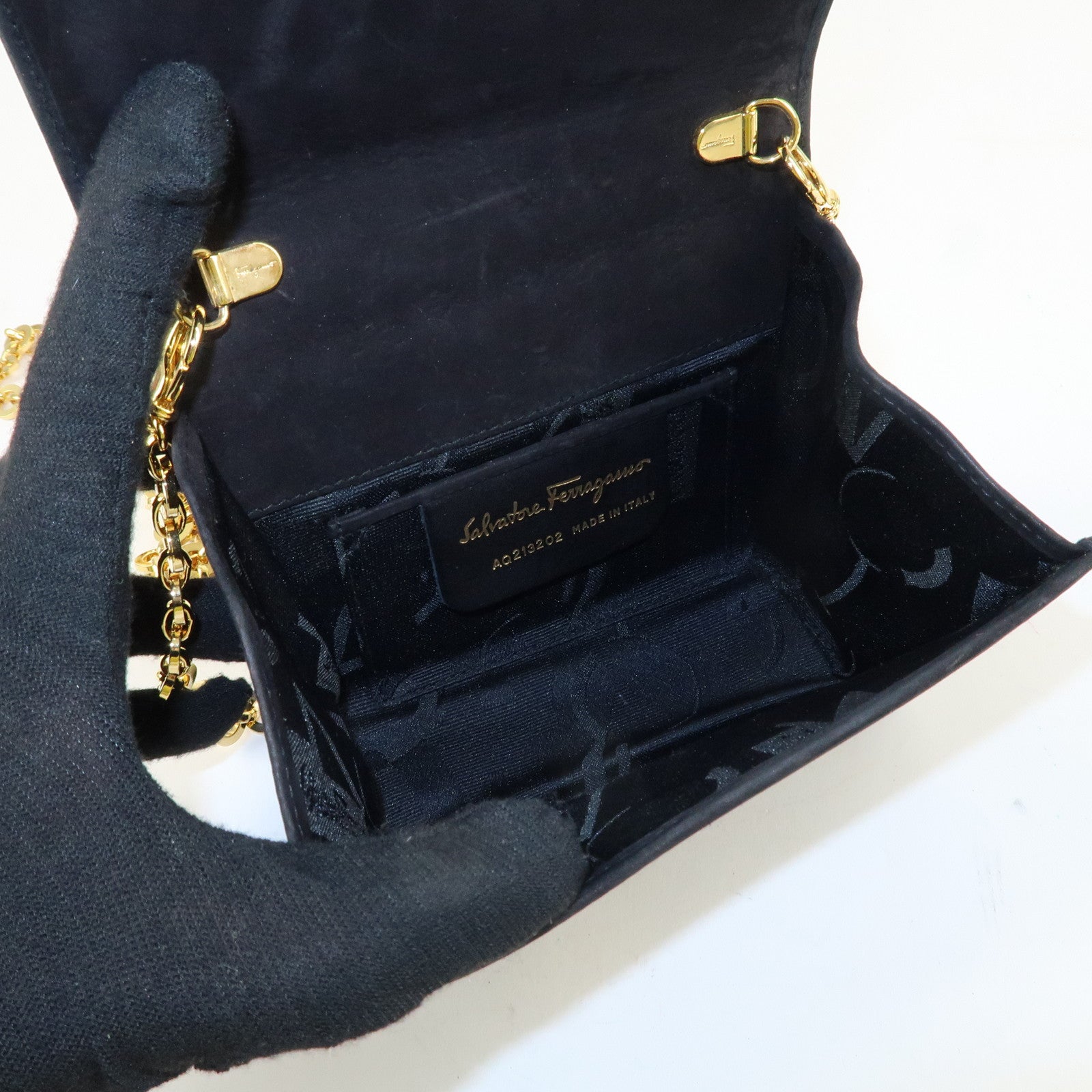 Ferragamo Vara Ribbon Suede Mini Chain Shoulder Bag Hand Bag Black Used