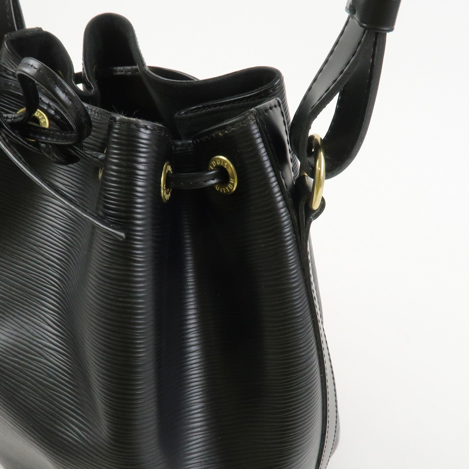 Louis Vuitton Epi Petit Noe Shoulder Bag Noir Black M44102