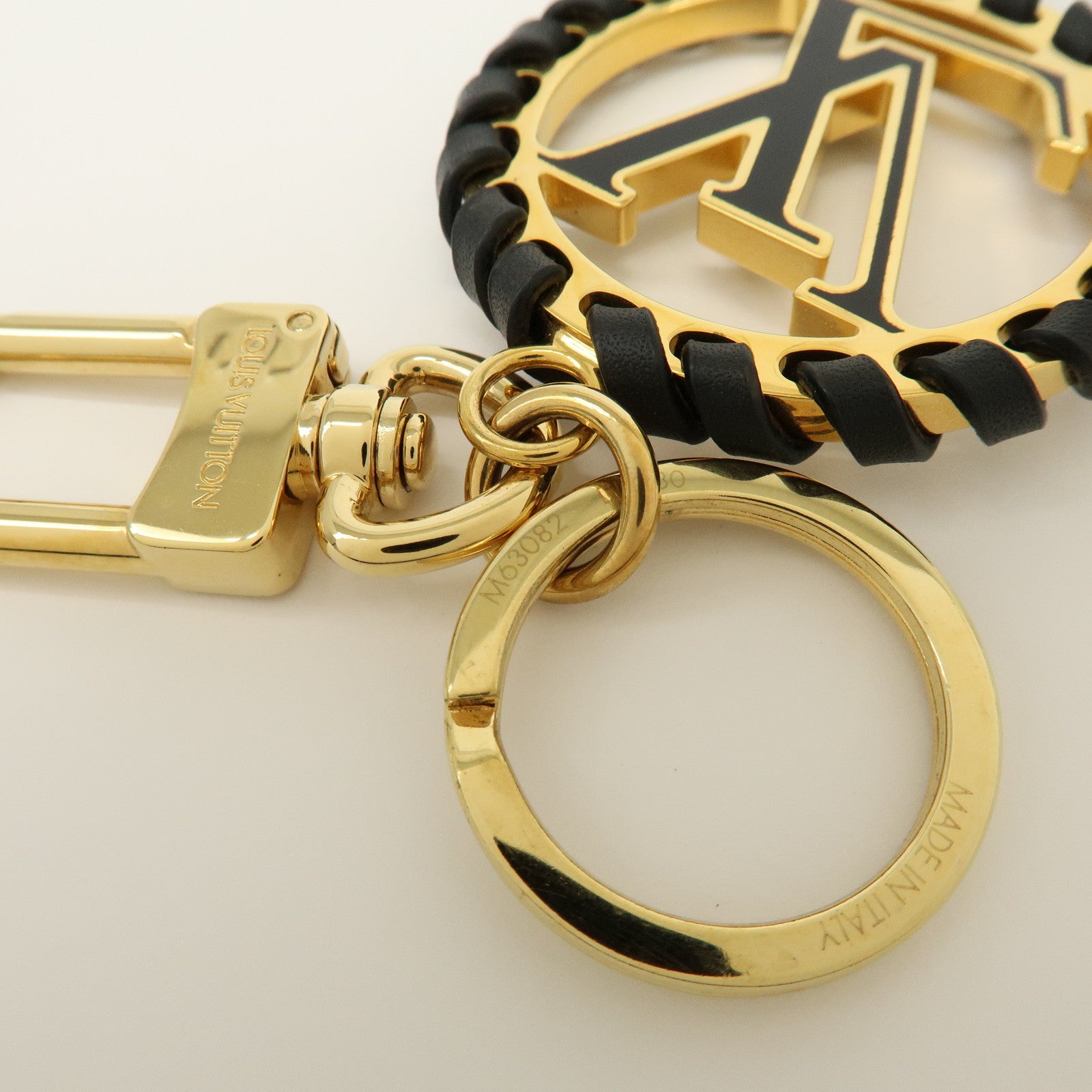 Louis Vuitton Porte Cles Very LV Circle Bag Charm Black M63082