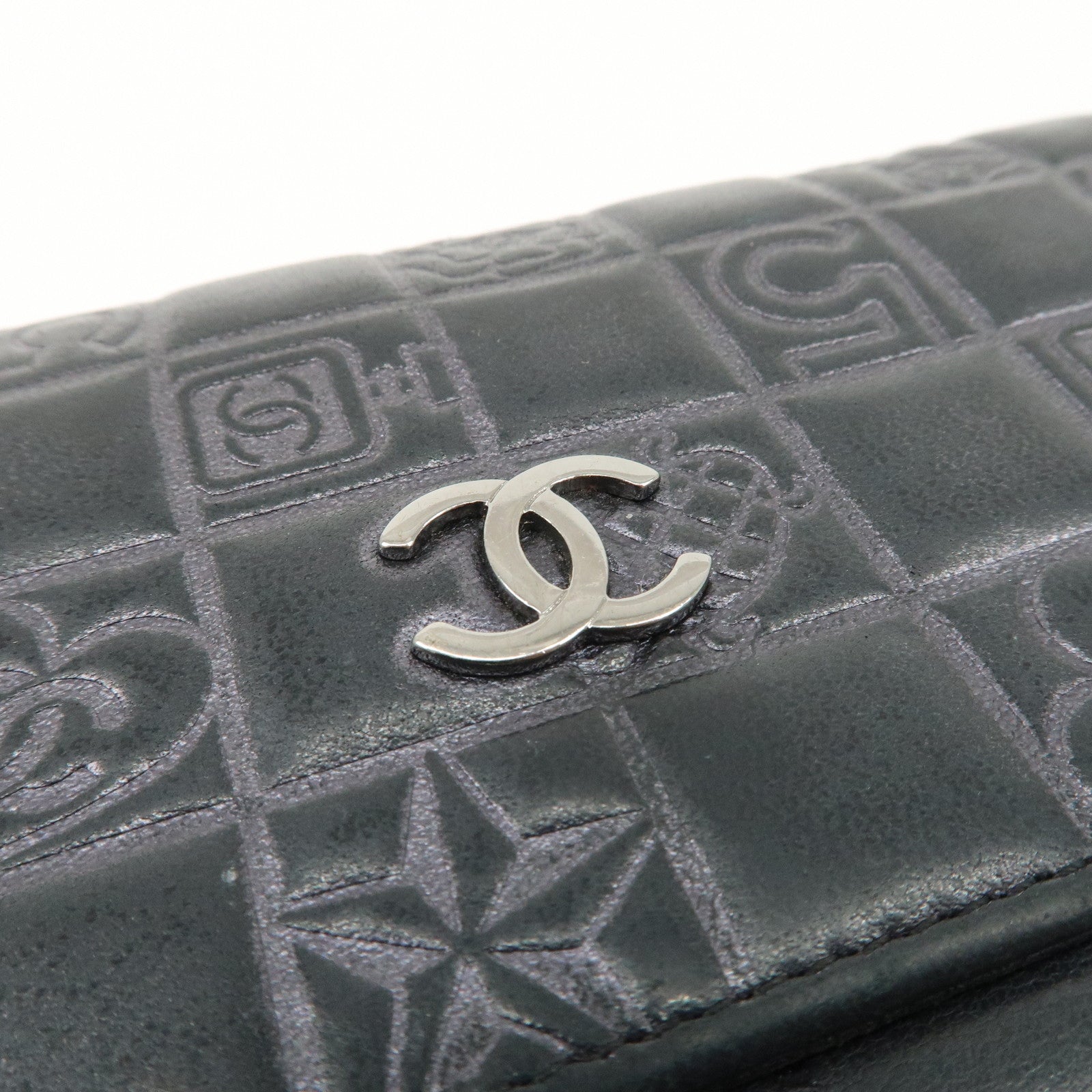 CHANEL Icon Line COCO Mark Lamb Skin Bi-fold Wallet Black Used