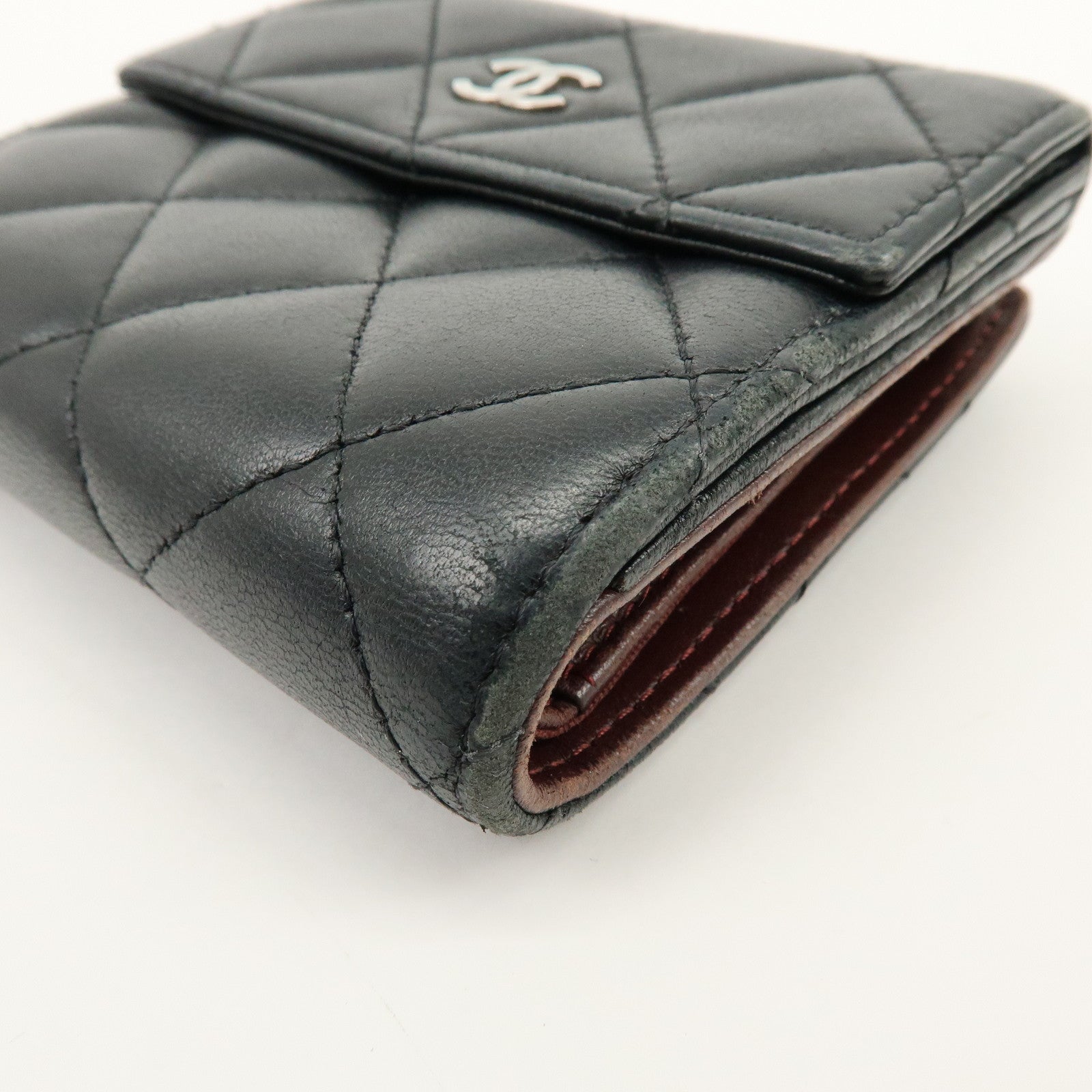 CHANEL Matelasse Lamb Skin Bi-fold Compact Wallet Black A48980