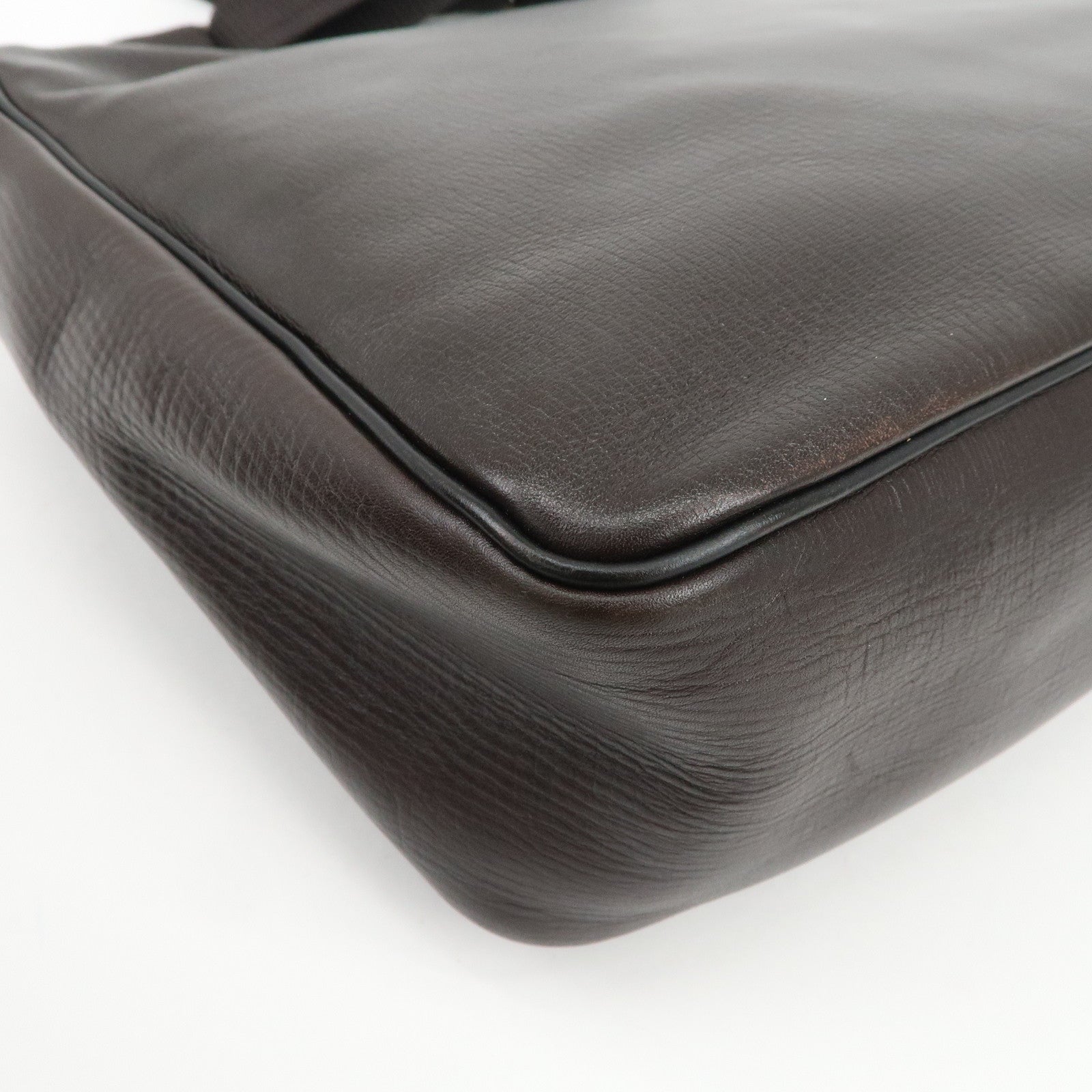 Louis Vuitton Utah Wichita Calf Leather Messenger Bag Cafe M92990