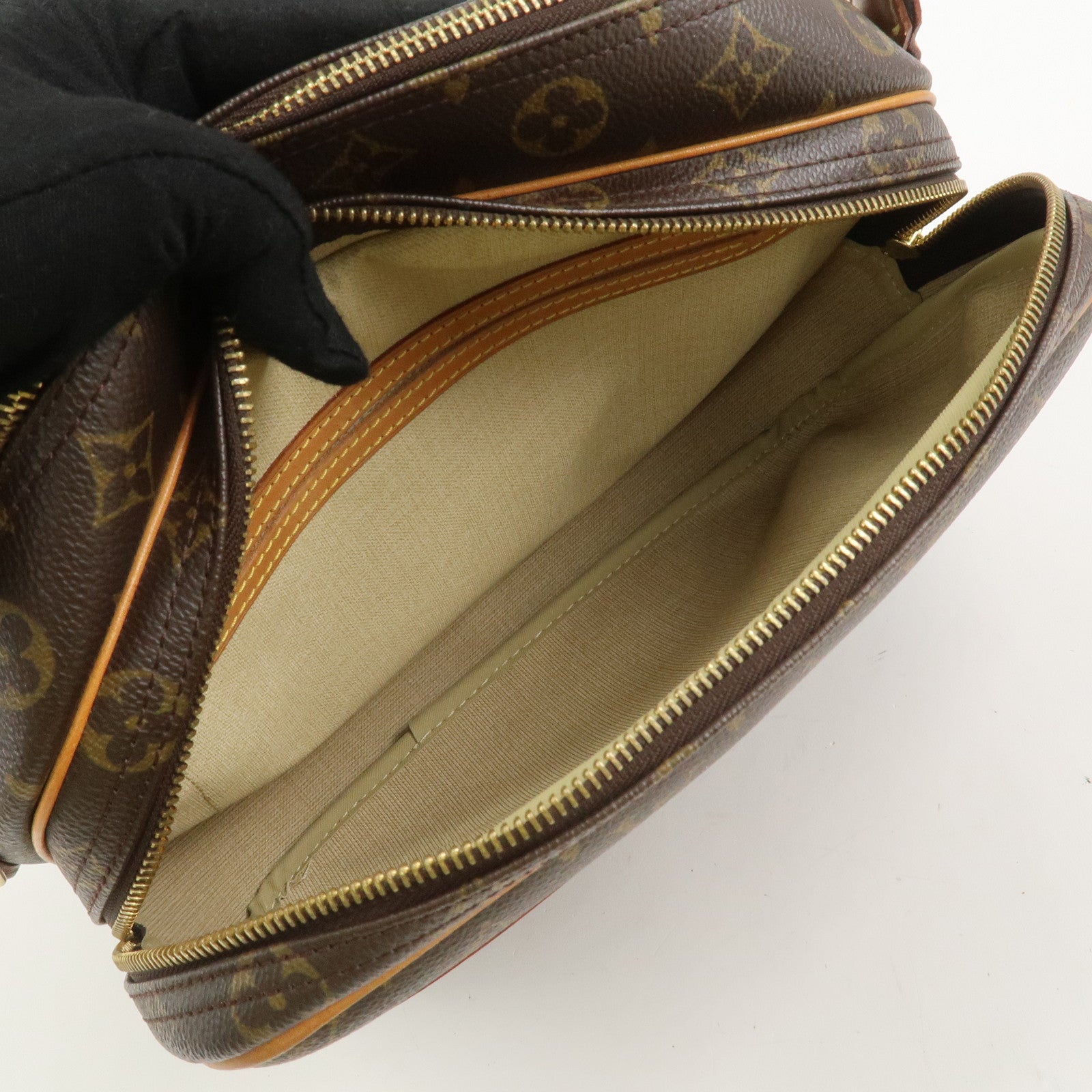 Louis Vuitton Monogram Reporter PM Shoulder Crossbody Bag M45254