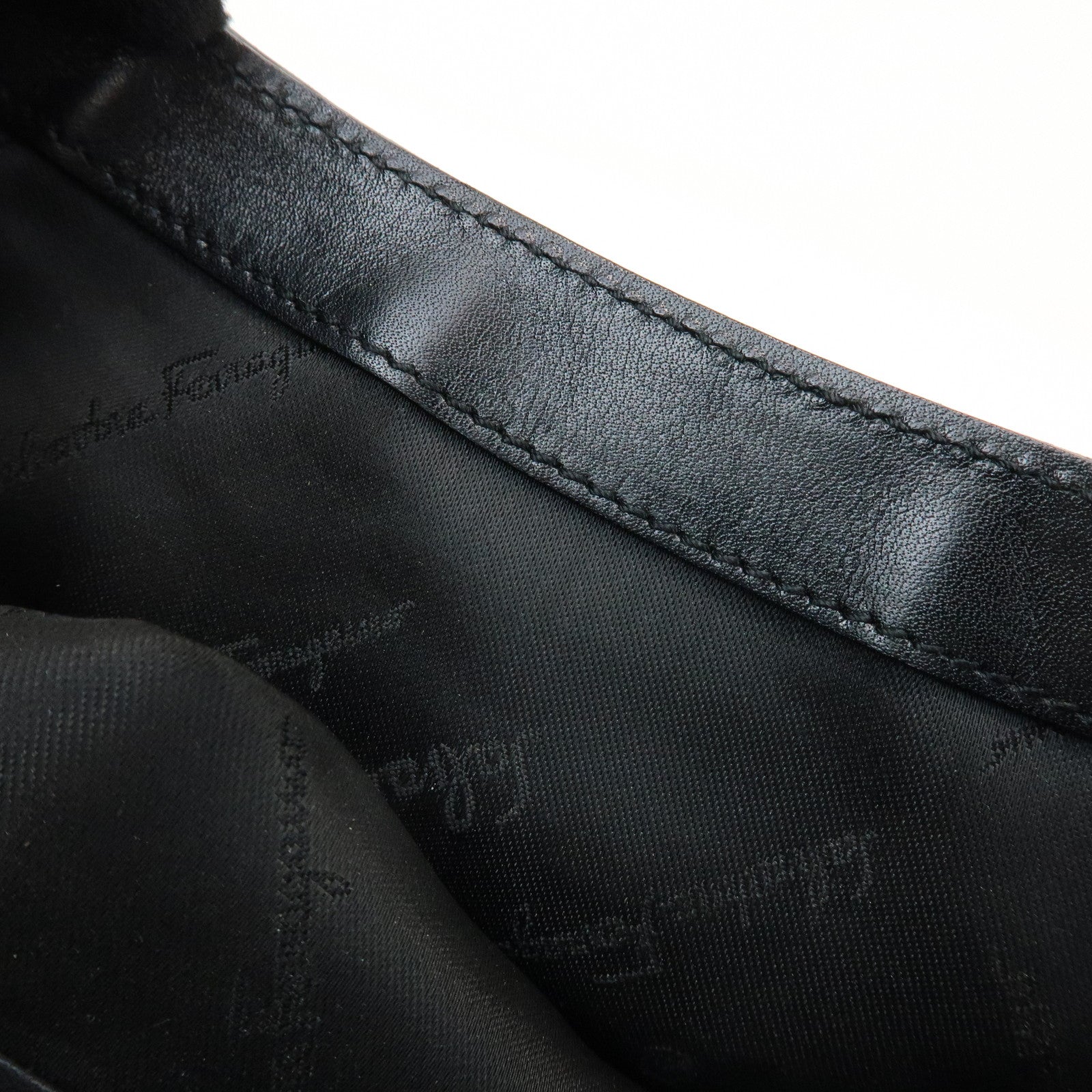 Ferragamo Gancini Leather Shoulder Bag Hand Bag Black