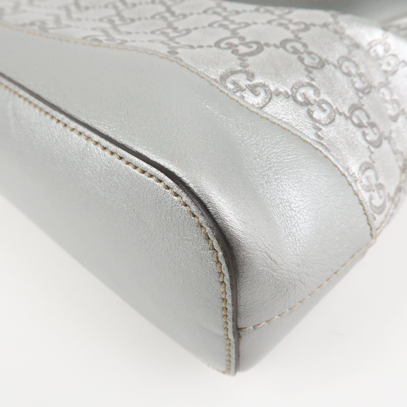 GUCCI Guccissima Leather Shoulder Bag Hand Bag Silver 240020 Used
