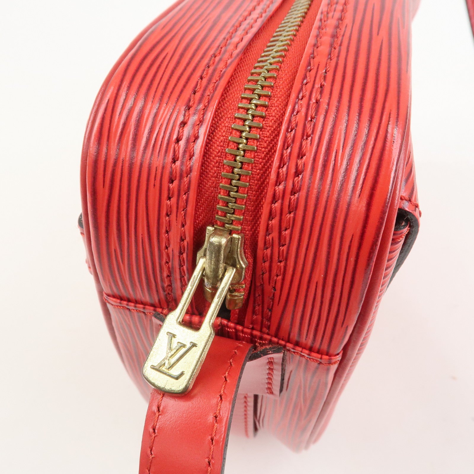 Louis Vuitton Epi Jeune Fille Shoulder Bag Castilian Red M52157
