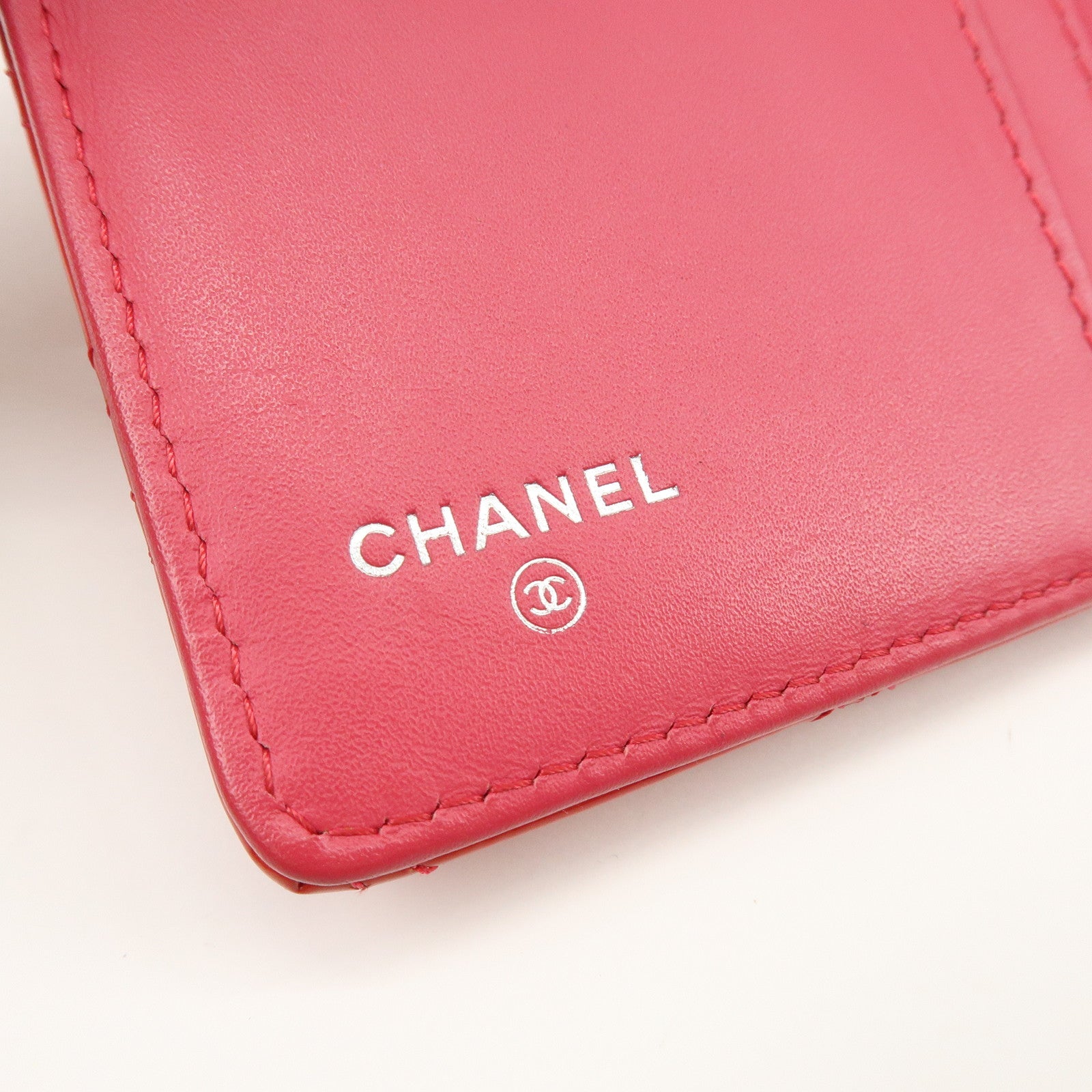 CHANEL COCO Mark Bicolore Patent Leather Compact Wallet Red