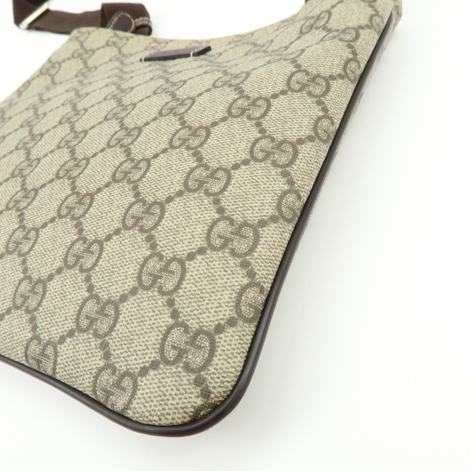 GUCCI GG Supreme Leather Shoulder Bag Gray Beige Brown 201533