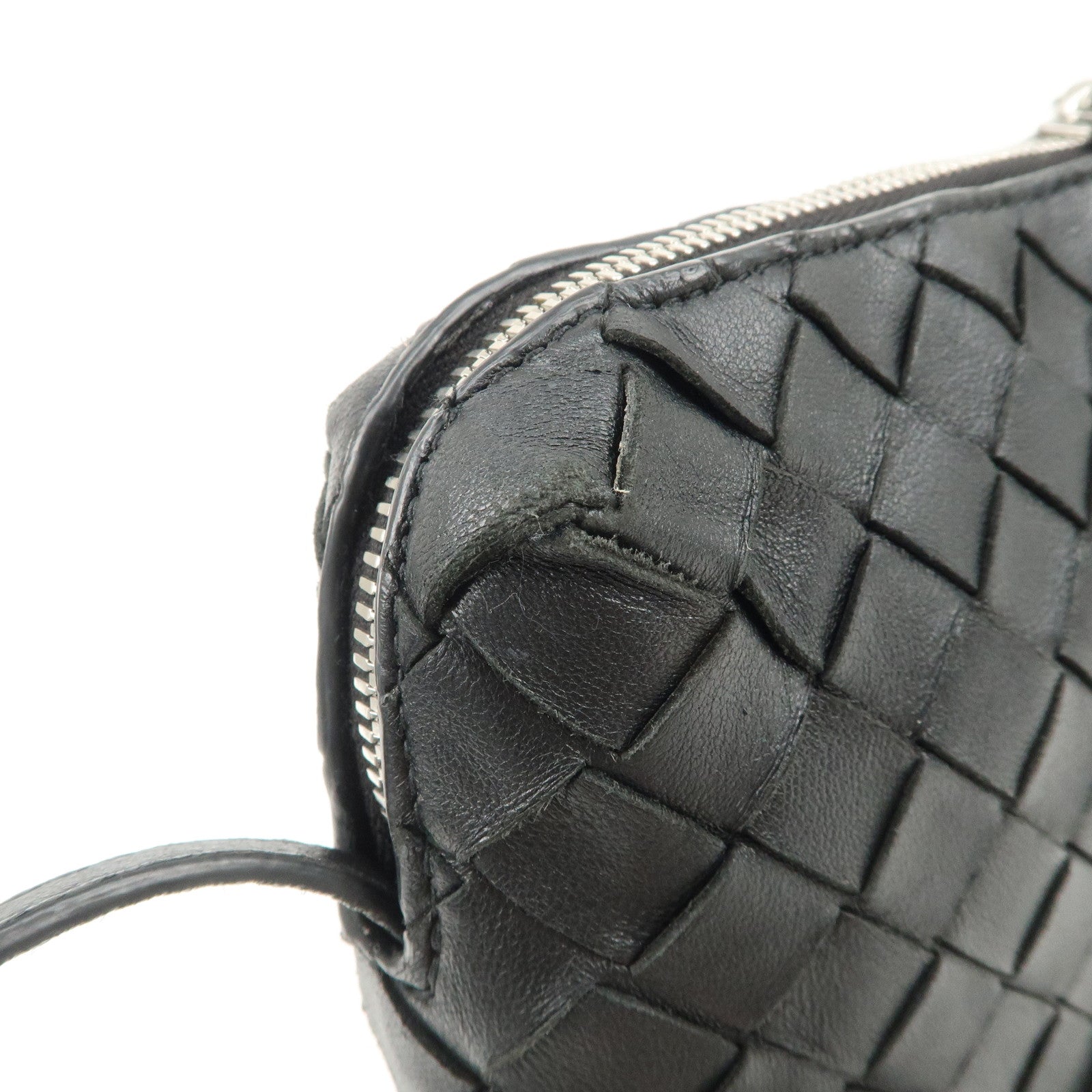 BOTTEGA VENETA Intrecciato Leather Shoulder Bag Crossbody Bag Black Used