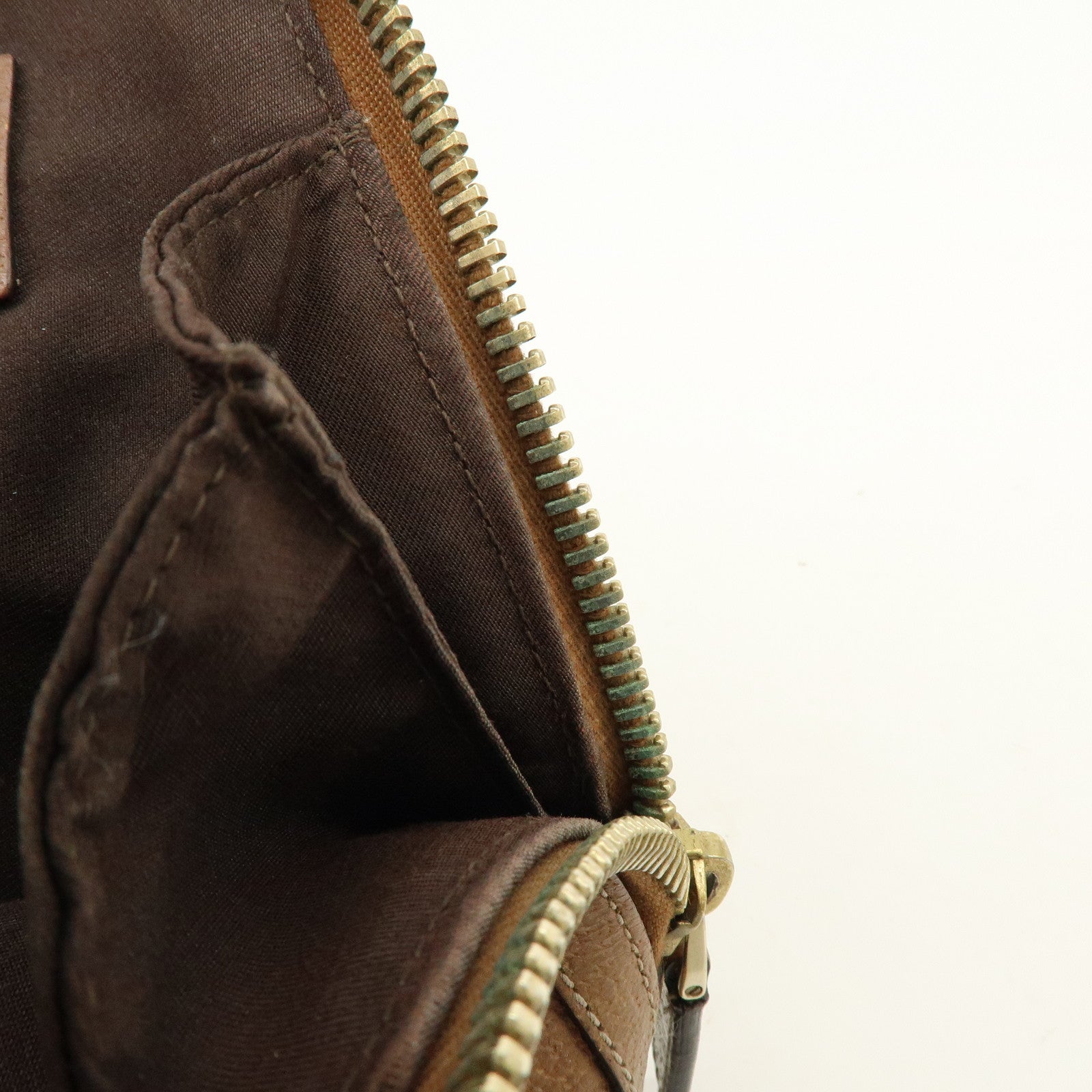 GUCCI GG Canvas Leather Studded Hand Bag Brown 131023