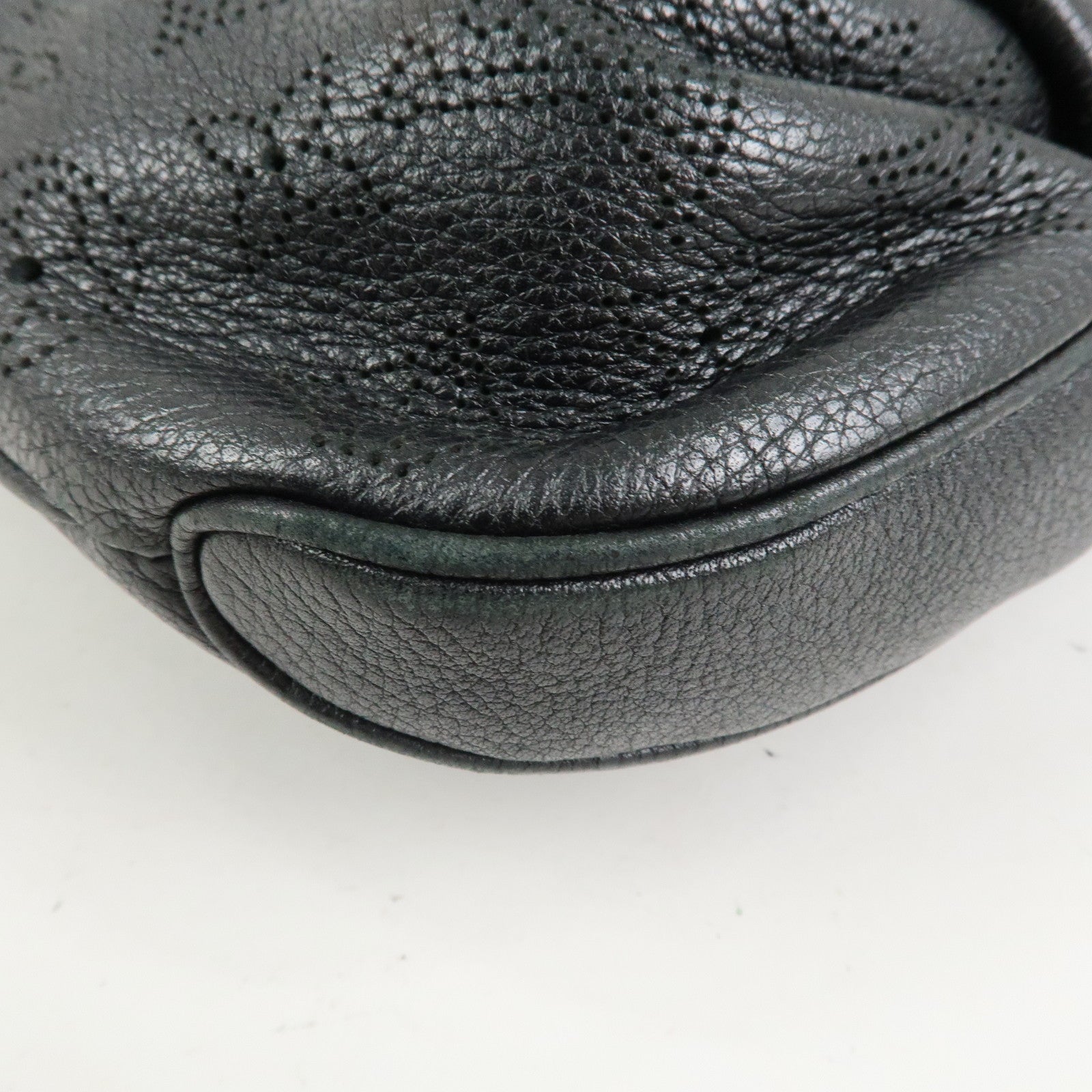 Louis Vuitton Monogram Mahina Selene MM 2Way Hand Bag Noir M93987
