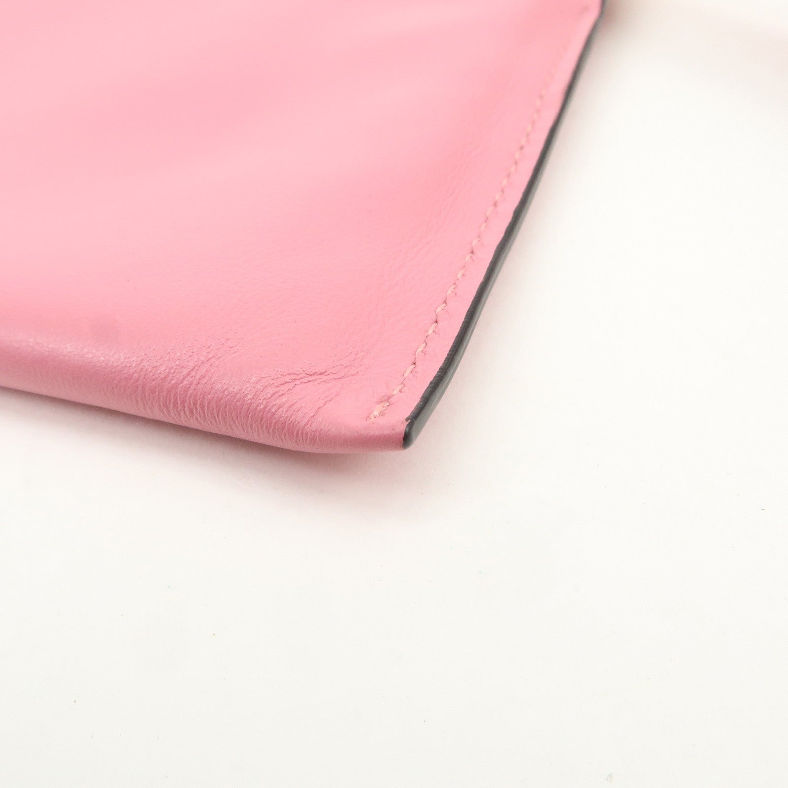 MIUMIU Logo Leather Clutch Bag Pouch Pink 5N1890