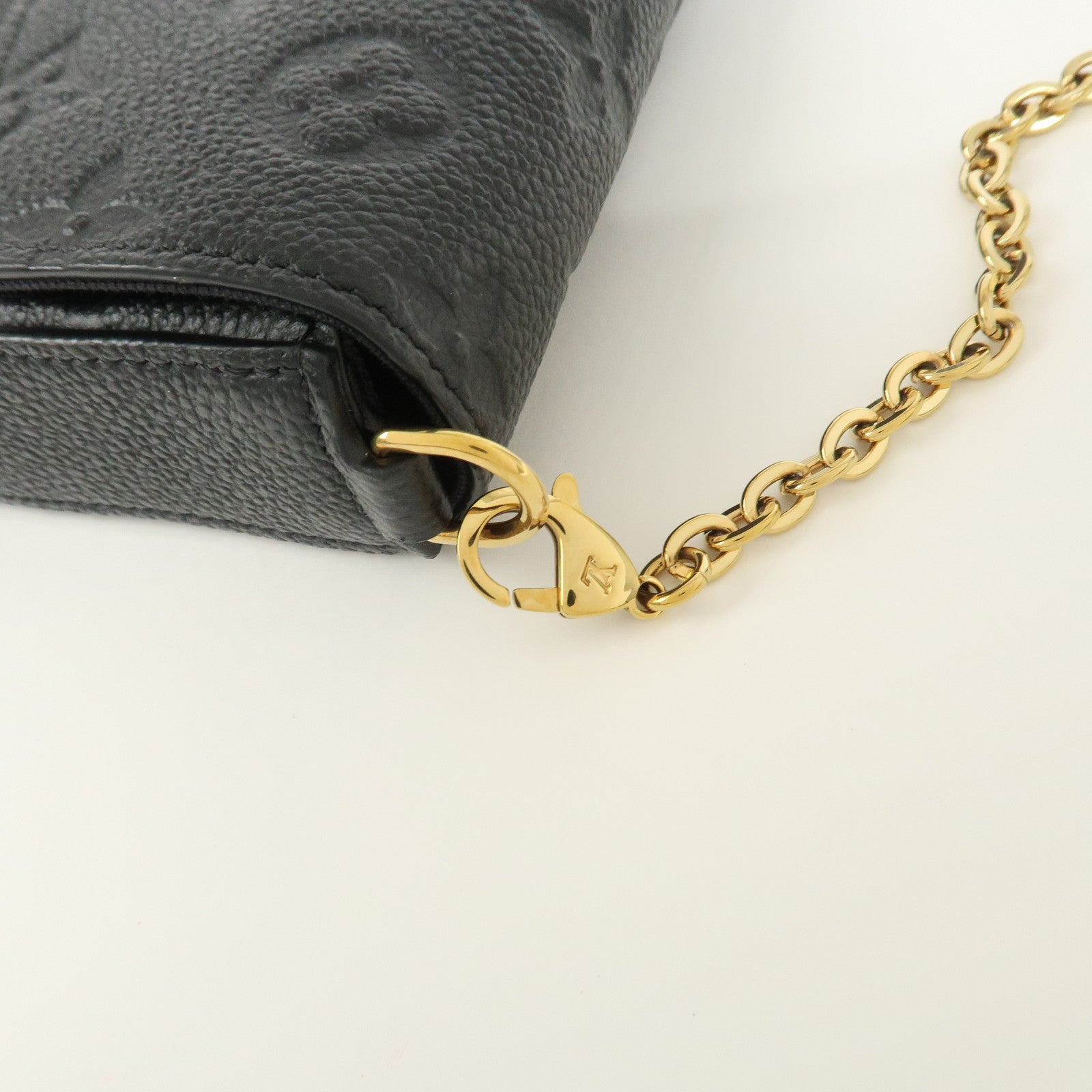 Louis Vuitton Monogram Empreinte Pochette Fテゥlicie Noir Black M82477