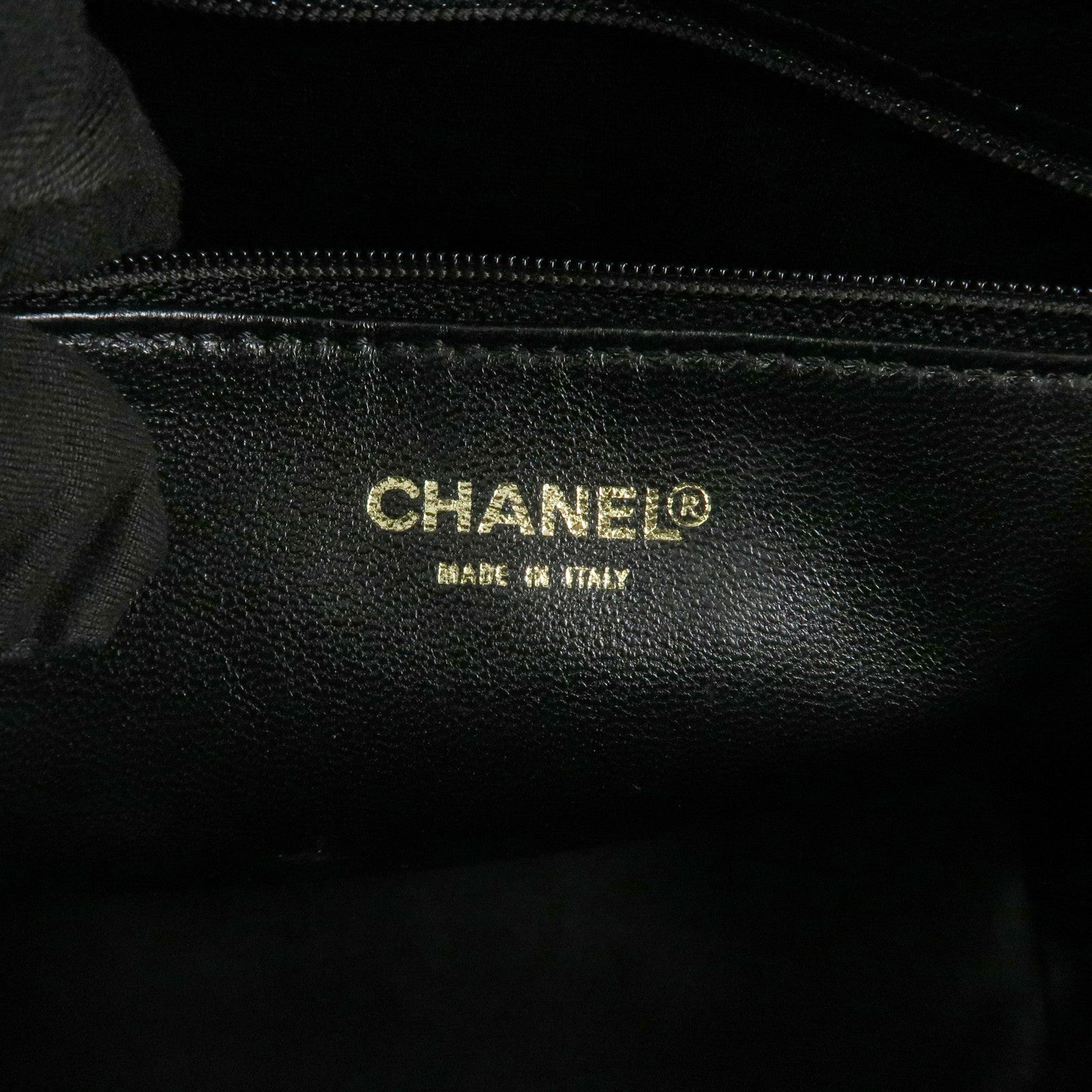 CHANEL Matelasse Caviarskin Medallion Tote Bag Hand Bag A01804