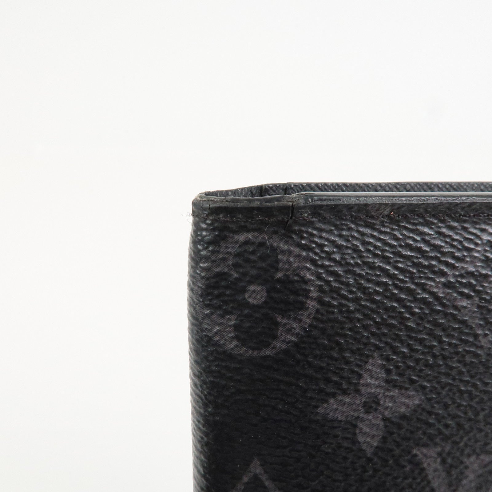 Louis Vuitton Monogram Eclips Portefeuille Brazza Wallet M61697